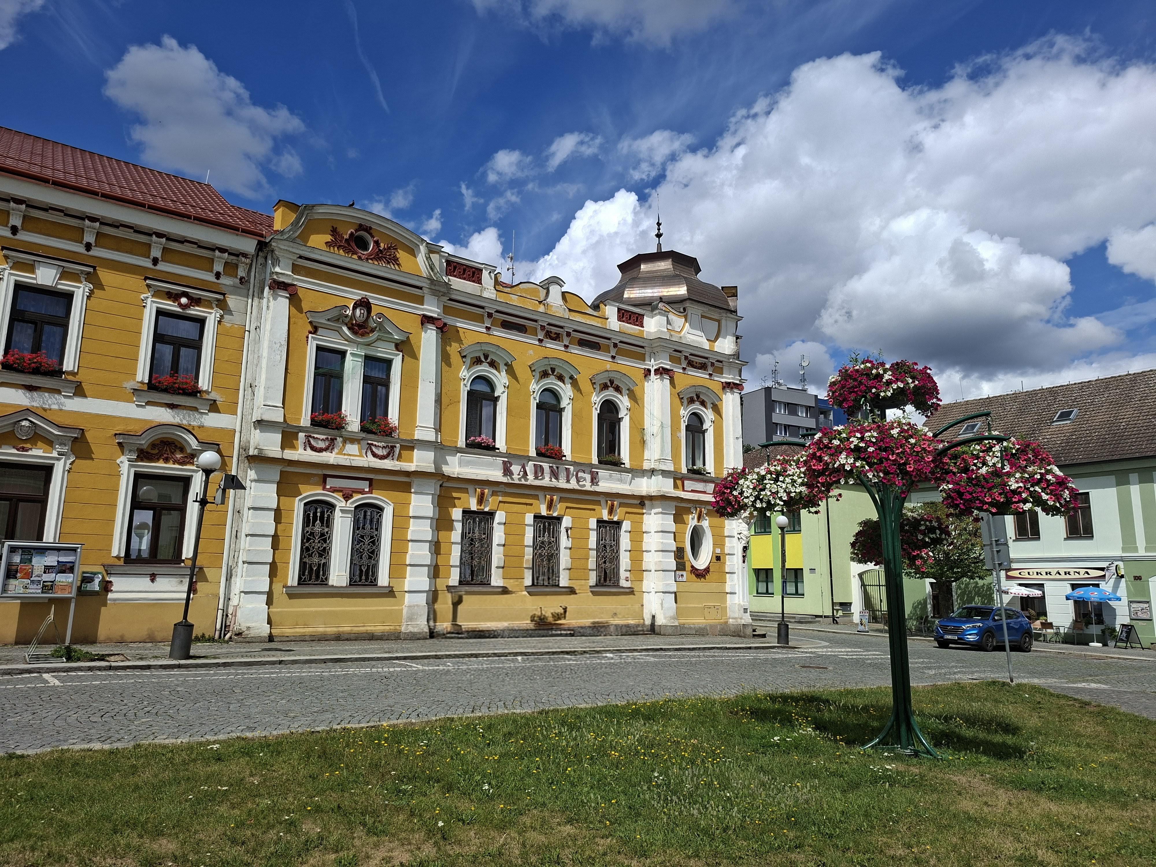 Veselí nad Lužnicí - městský úřad foto 4