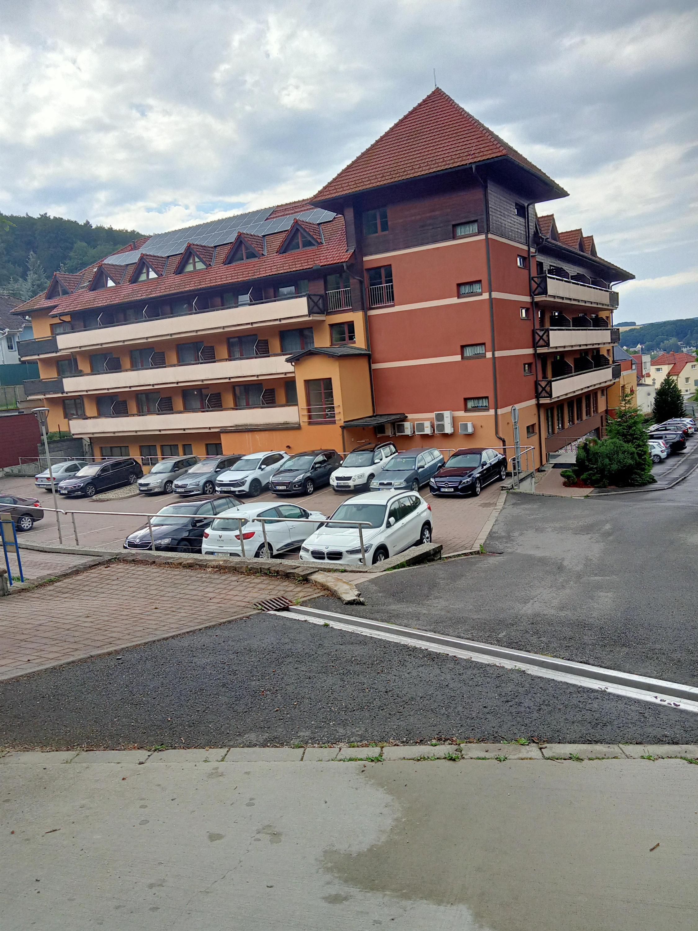 LHCM s.r.o. foto 1