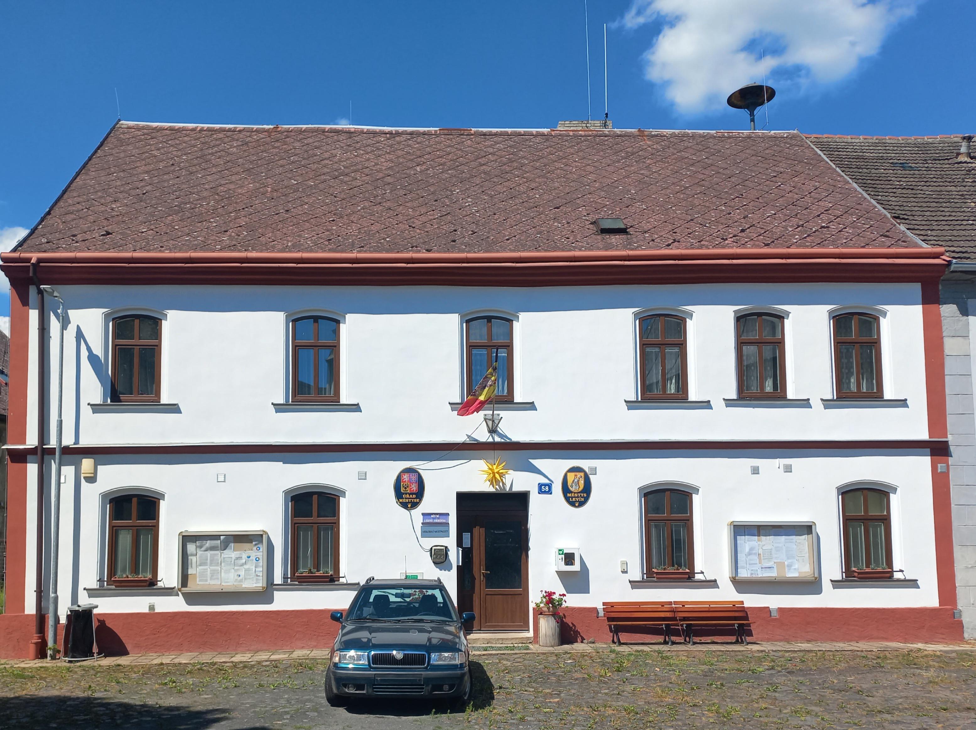 Úřad městyse Levín foto 3