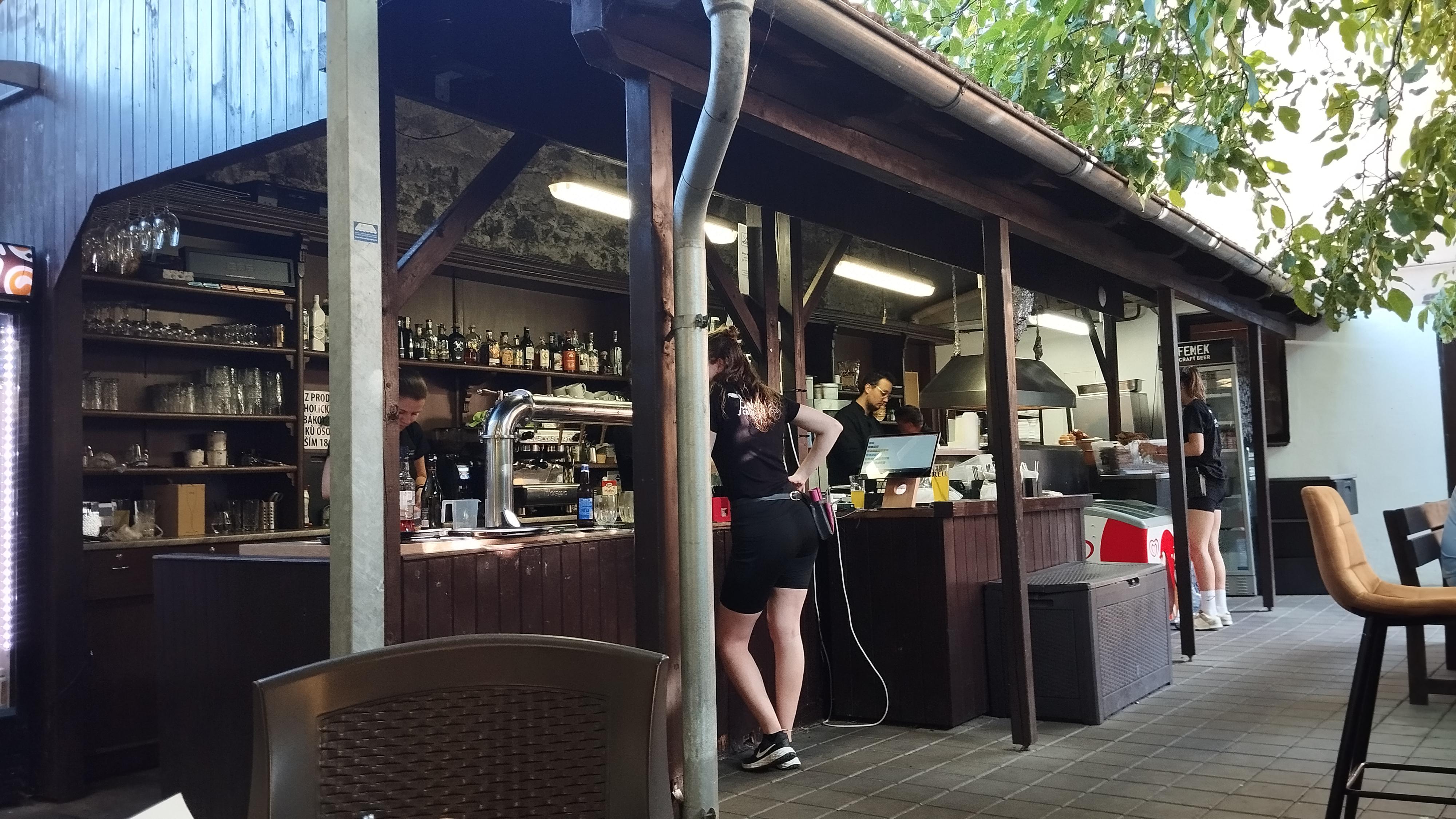 Jak jinak Craft Beer & Food foto 2