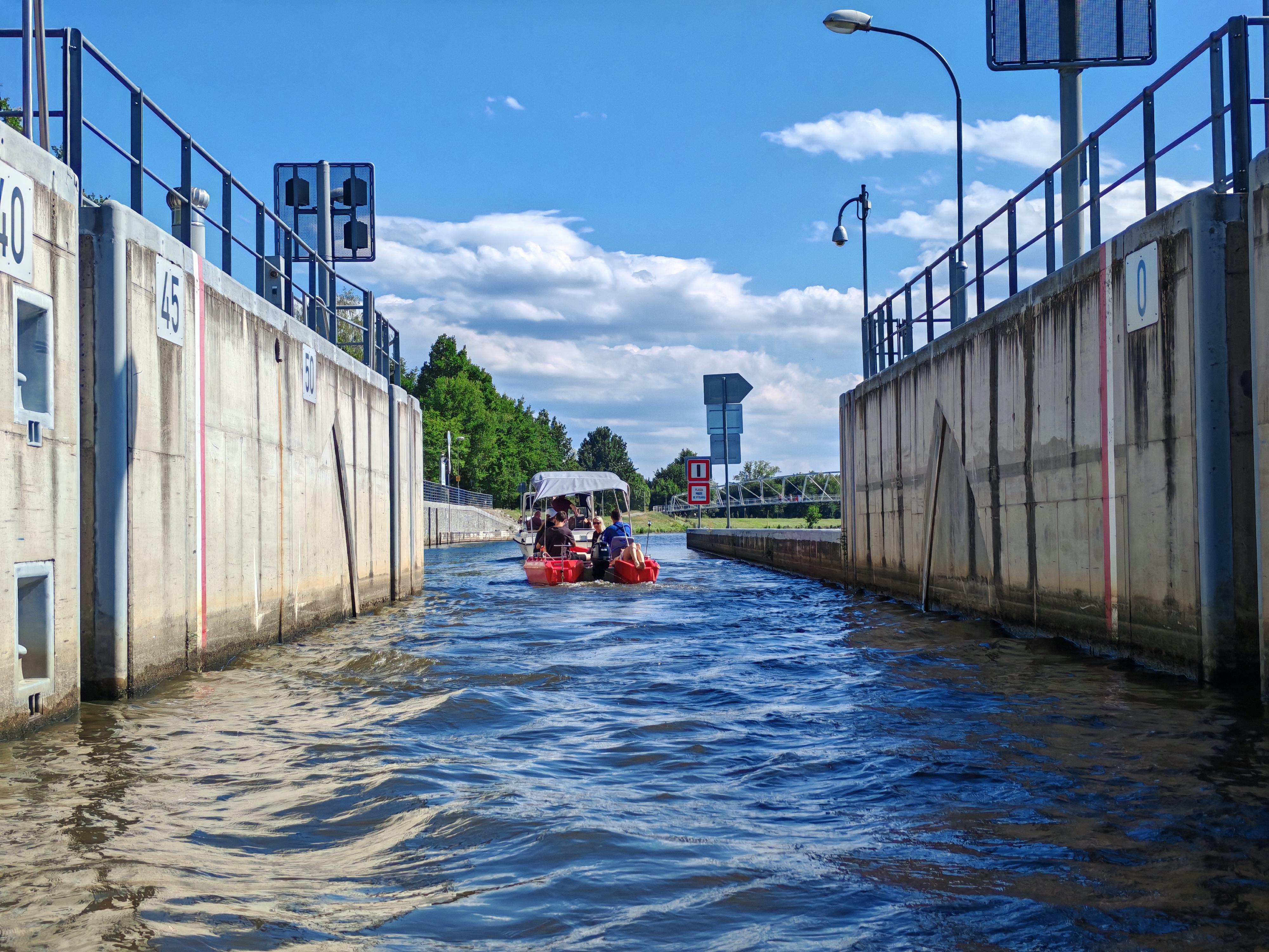 Plavební komora Hluboká nad Vltavou foto 2