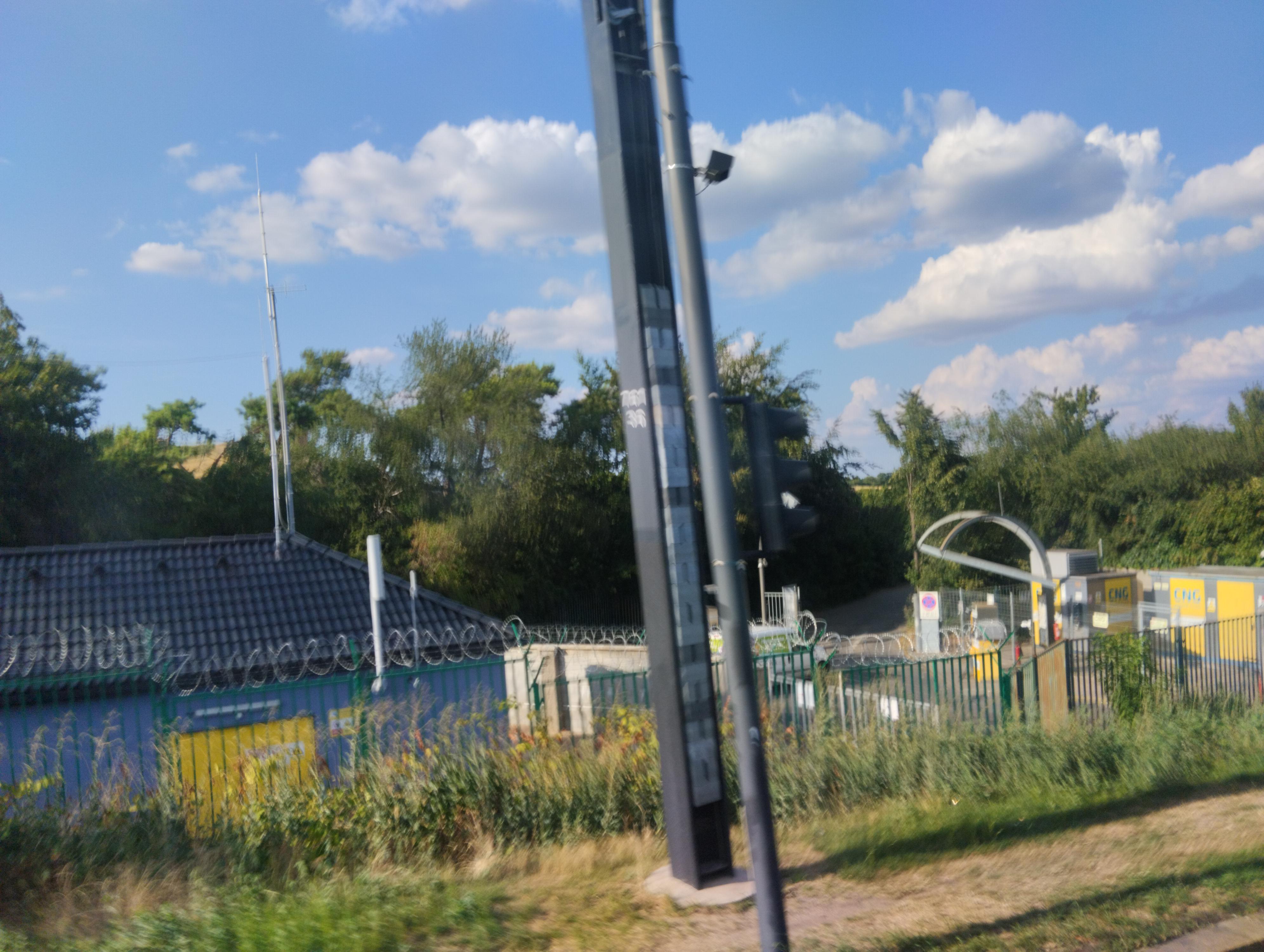 Pražská plynárenská - plnicí stanice CNG foto 2