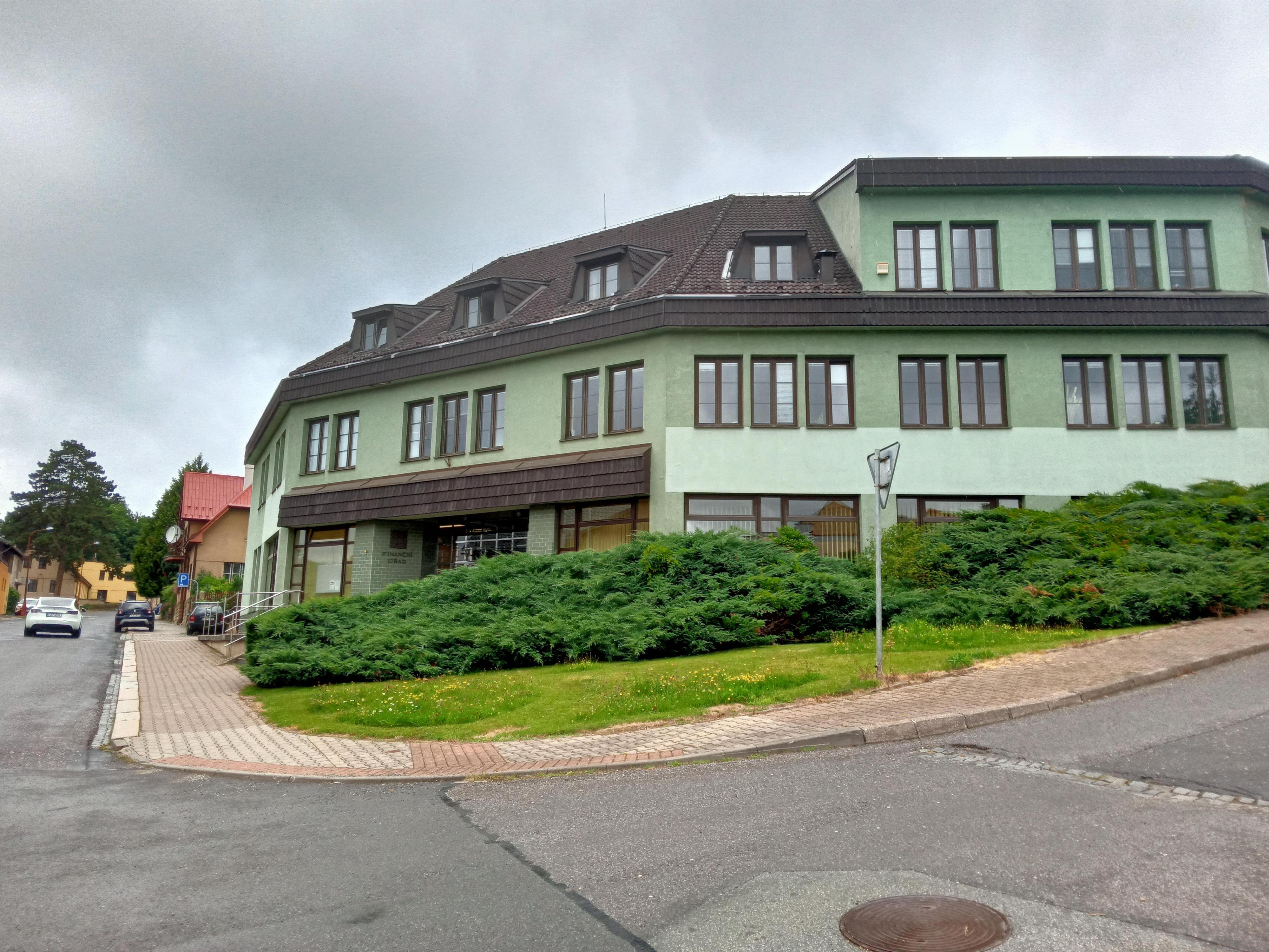 Finanční úřad pro Liberecký kraj - Územní pracoviště v Semilech foto 2