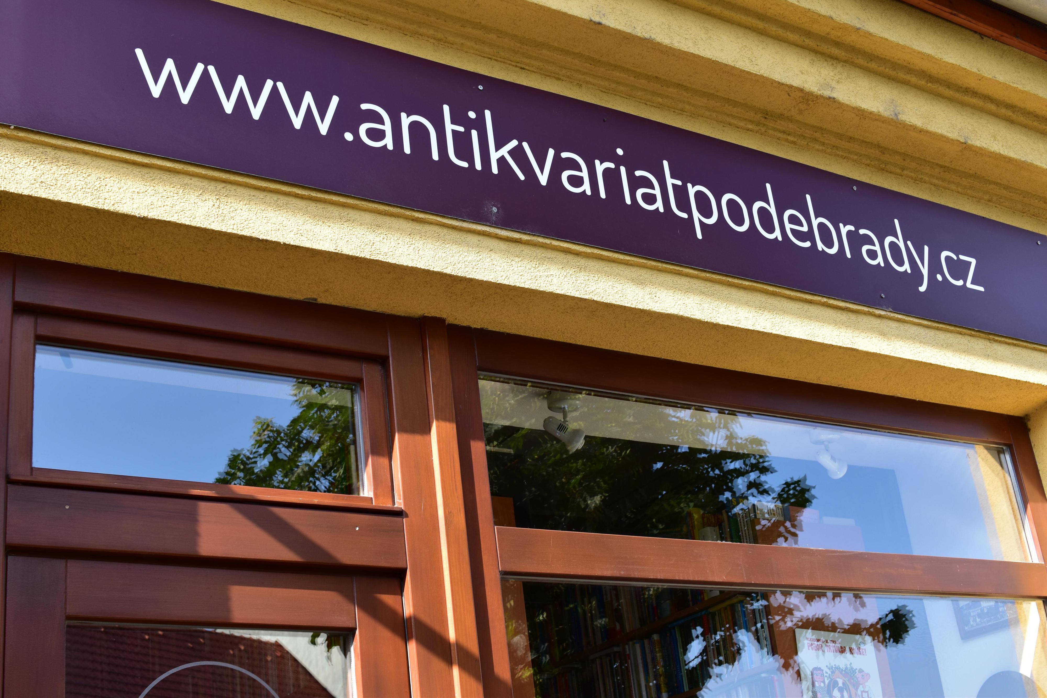 Antikvariát Poděbrady foto 2