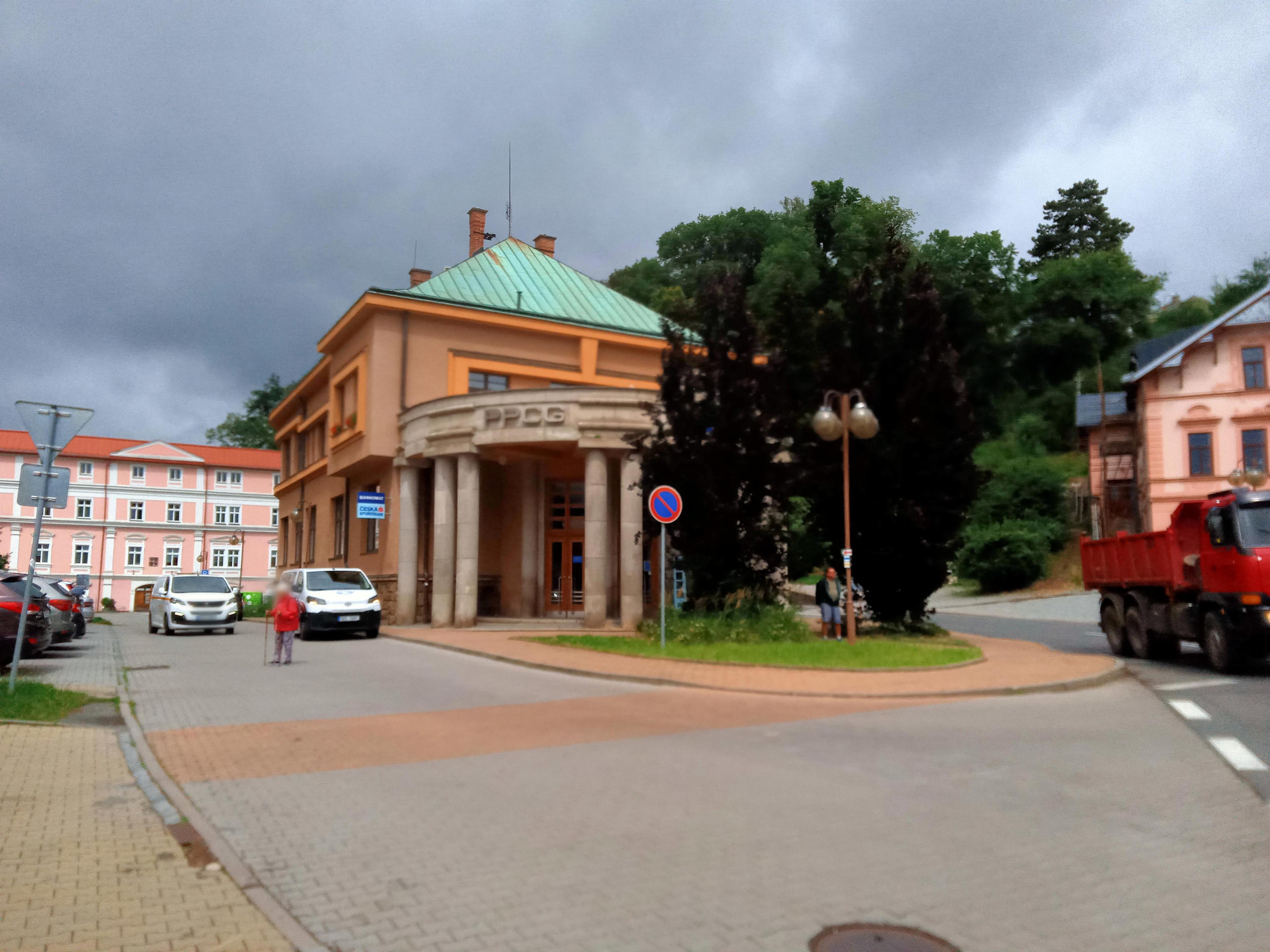 Bankomat České spořitelny foto 2