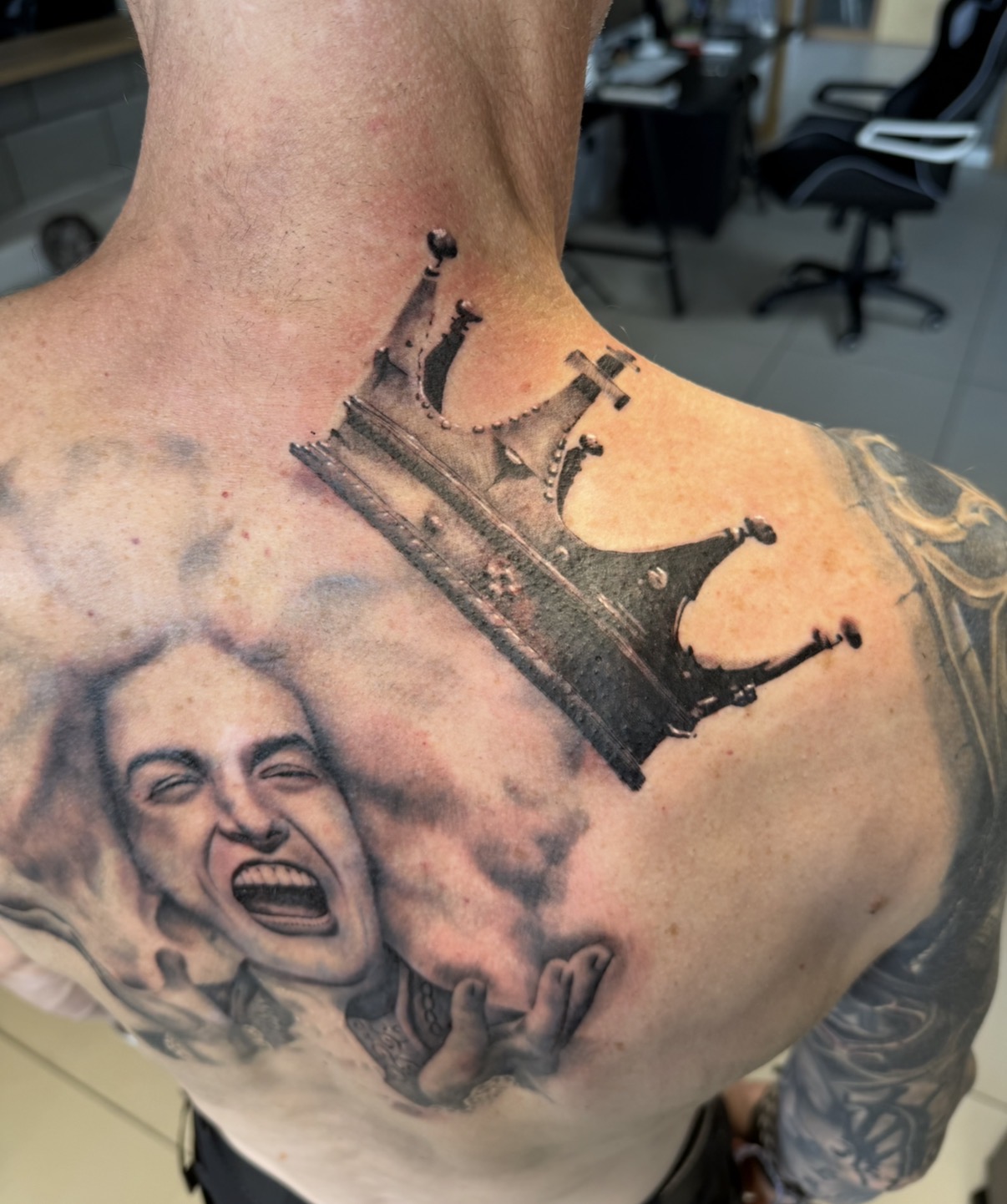 Roman Es Tattoo foto 5