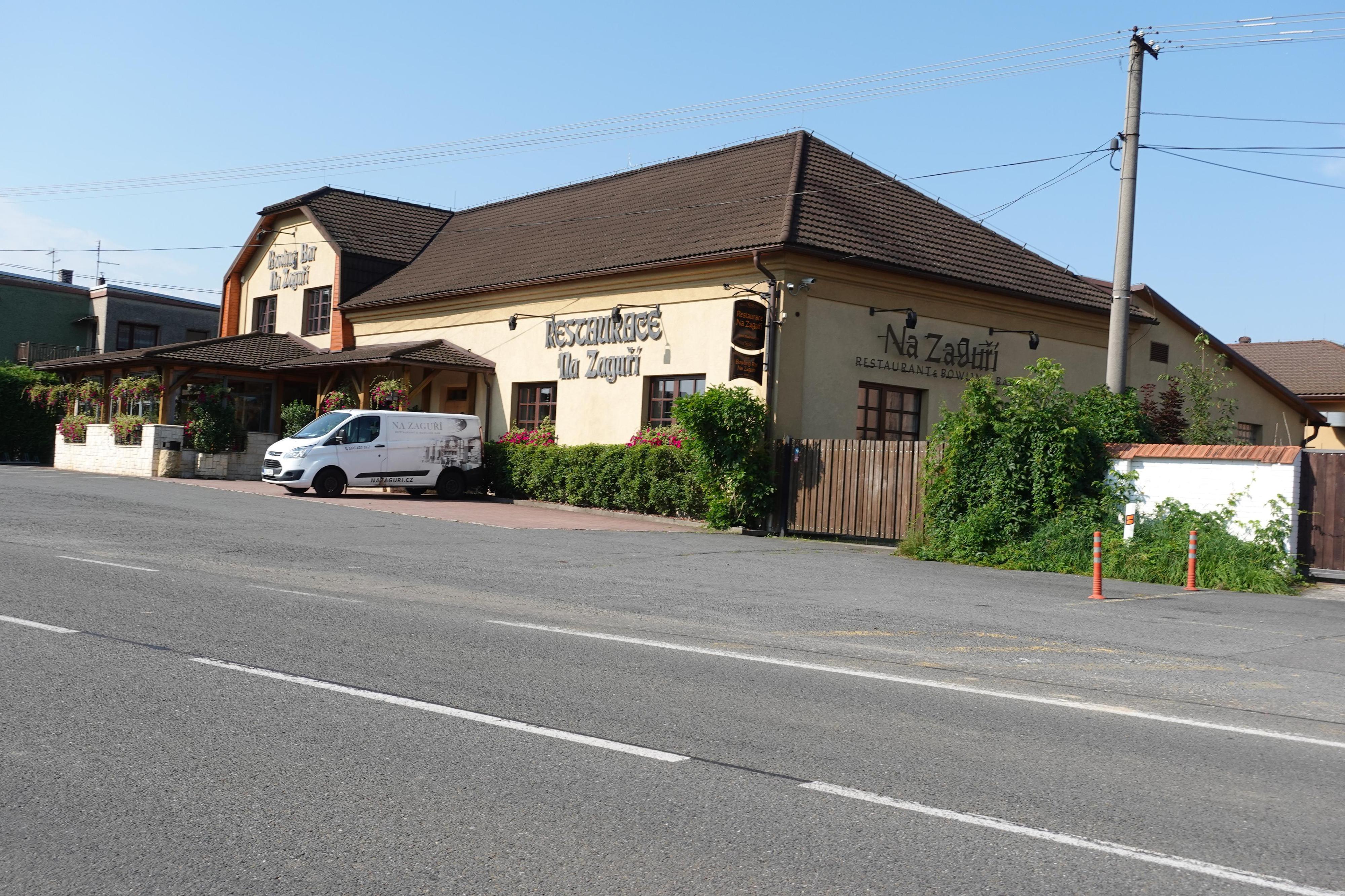 Restaurant a bowling bar Na Zaguří