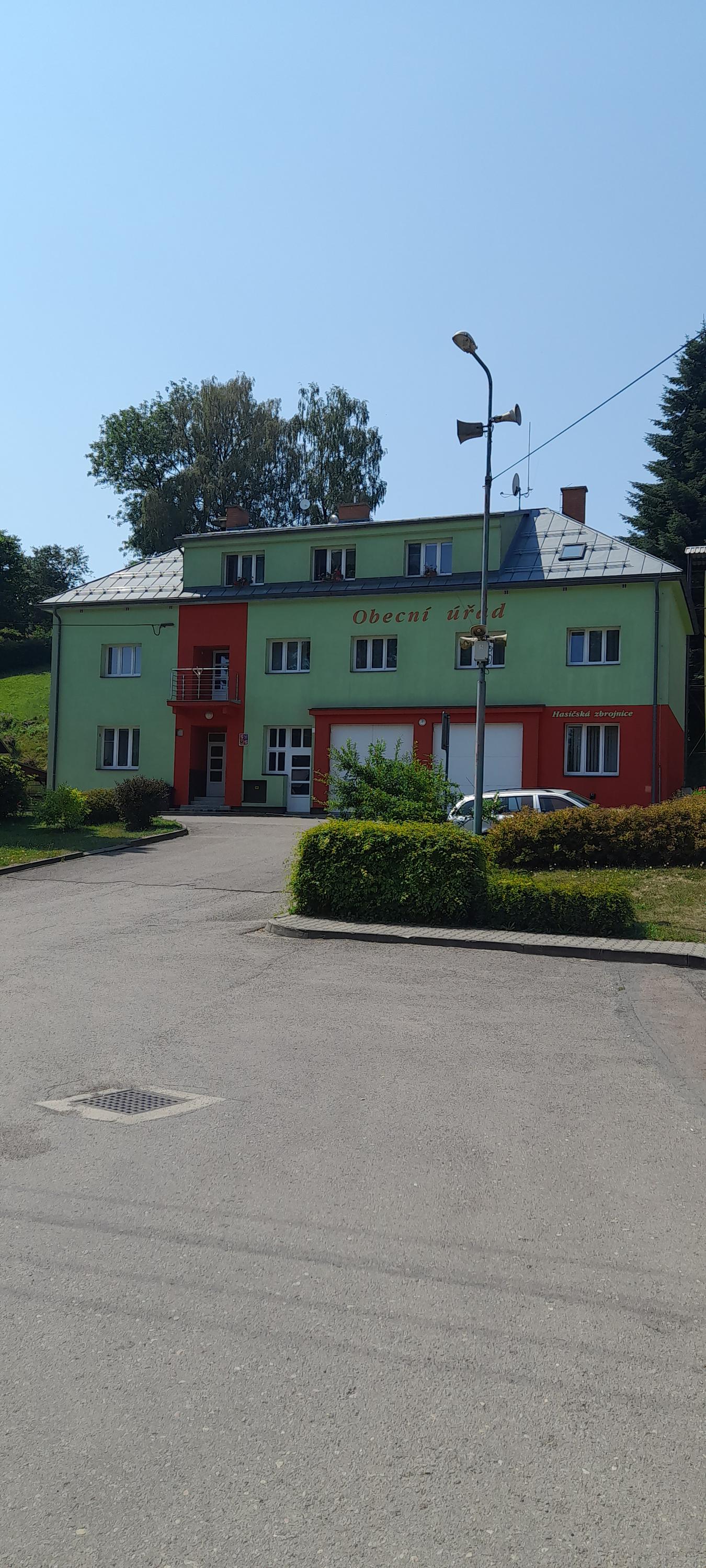 Mistrovice - obecní úřad foto 4