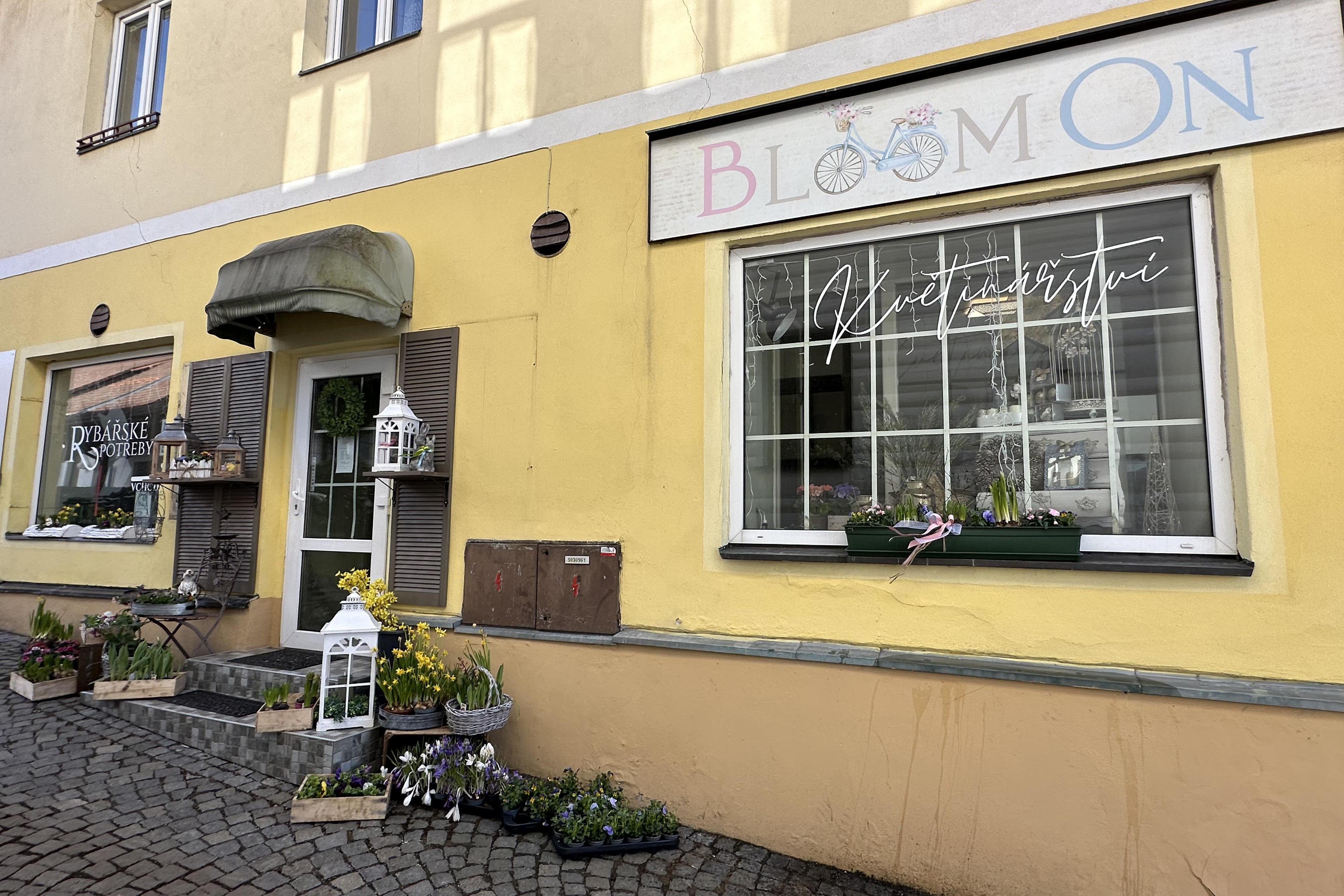 BLOOM ON Květinářství a Rybářské potřeby