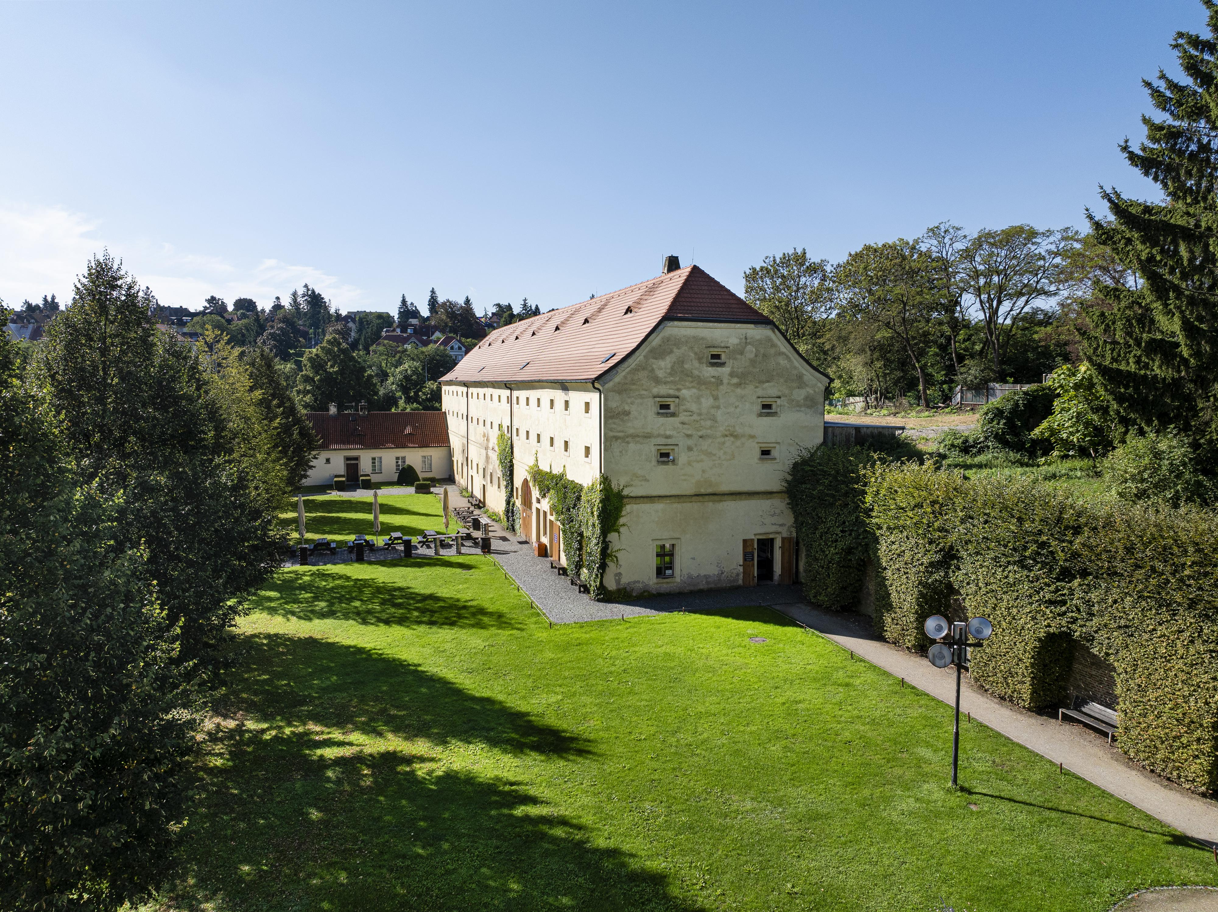 Infocentrum areálu břevnovského kláštera foto 6
