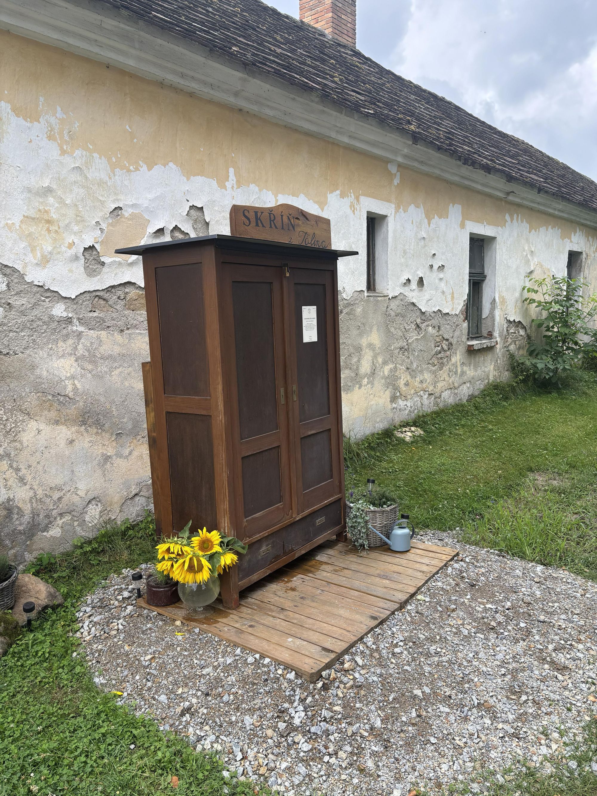 Skříň z Tálína foto 1