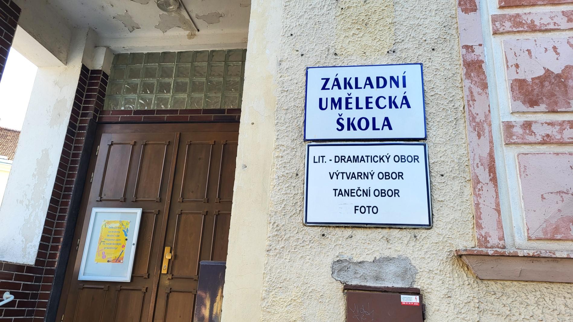 ZUŠ Uherské Hradiště, Tyršovo náměstí foto 2