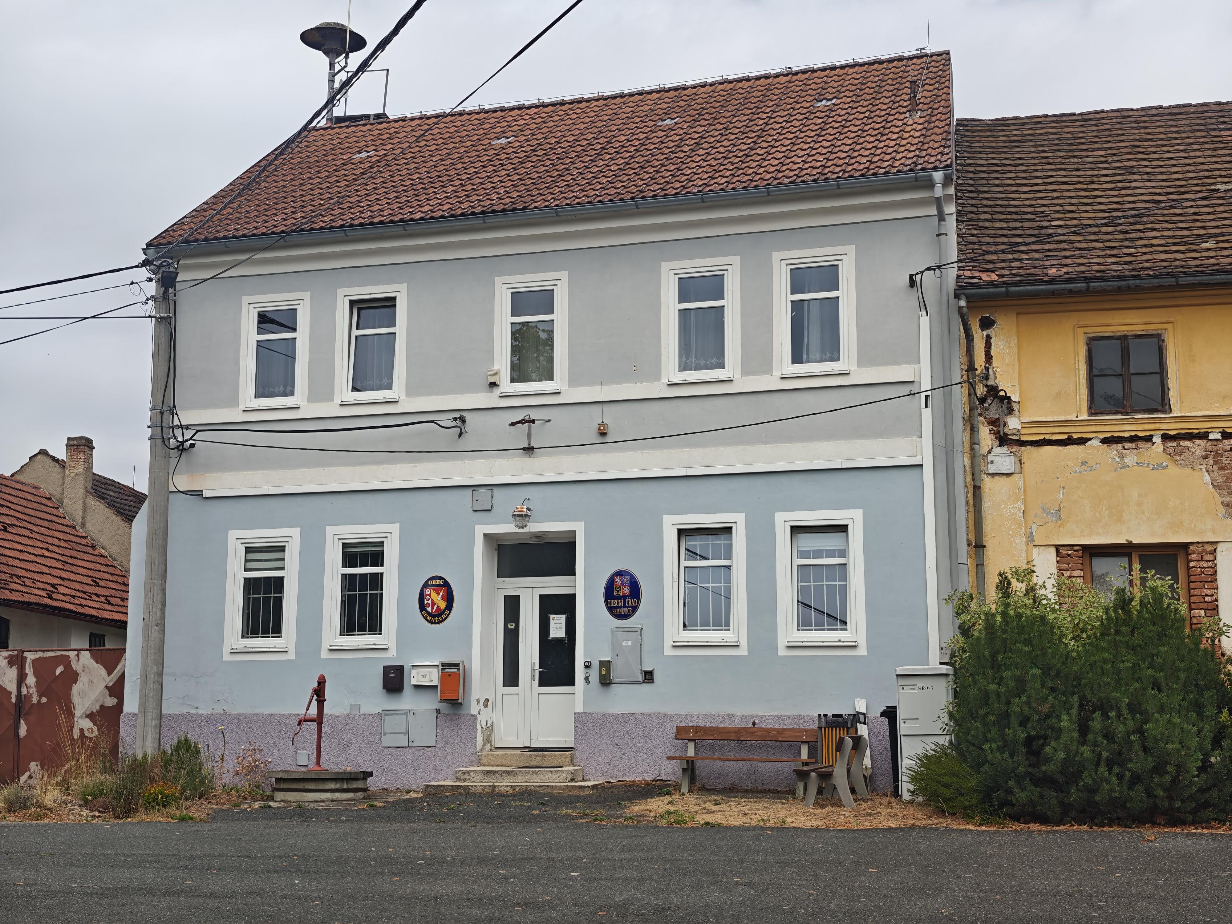 Semněvice - obecní úřad