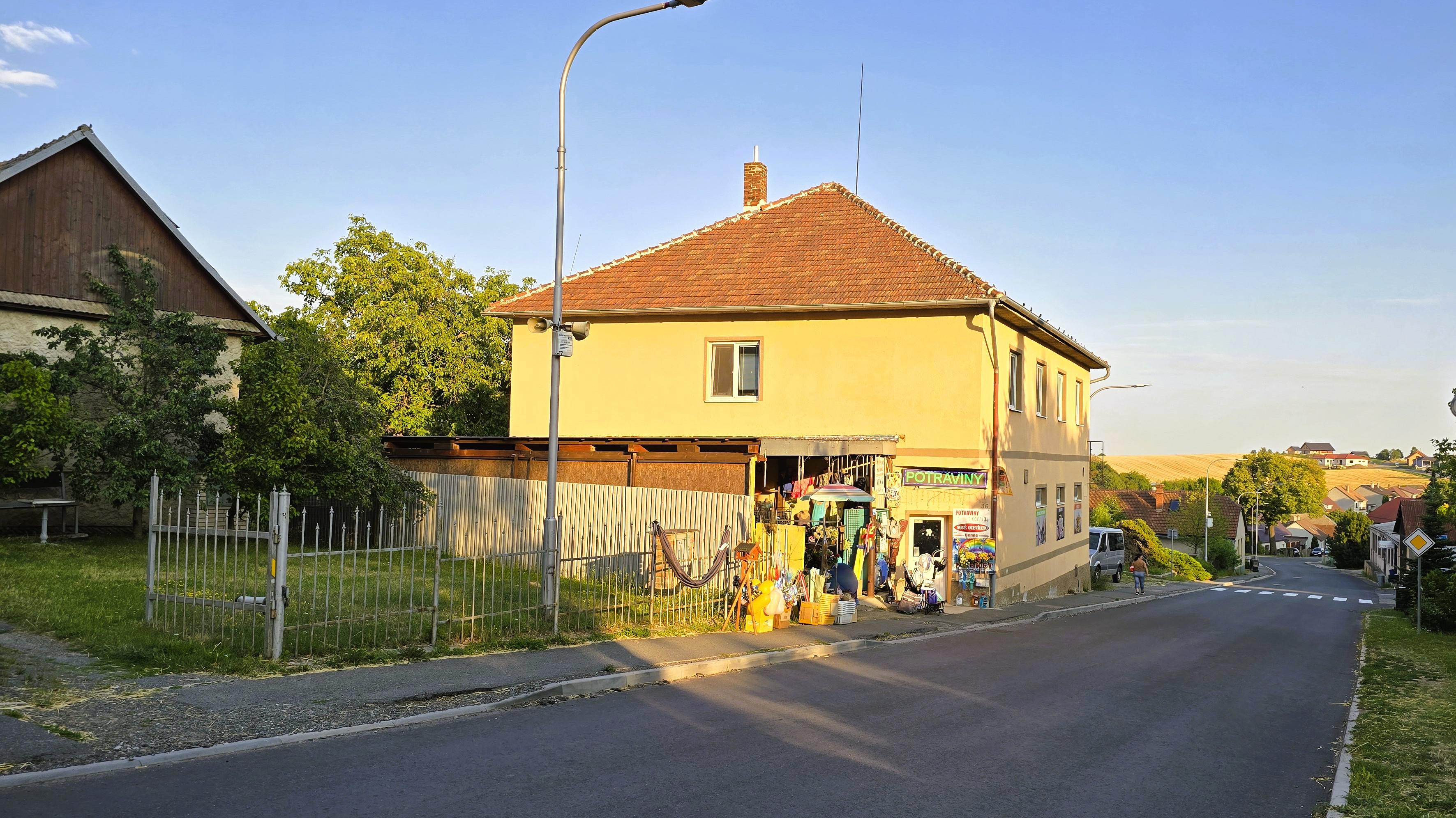 Minimarket Lipová 36 foto 2