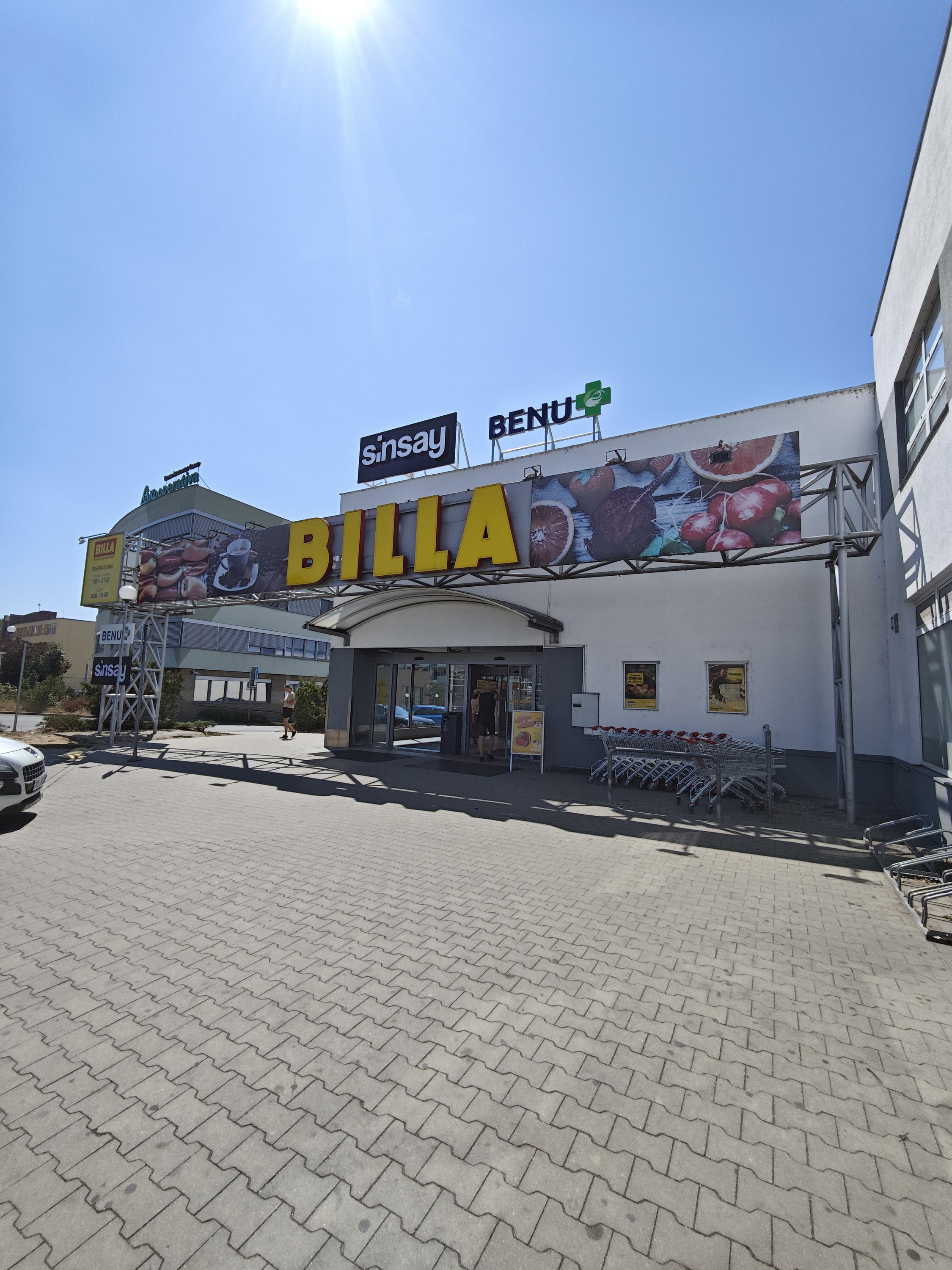 BILLA foto 3