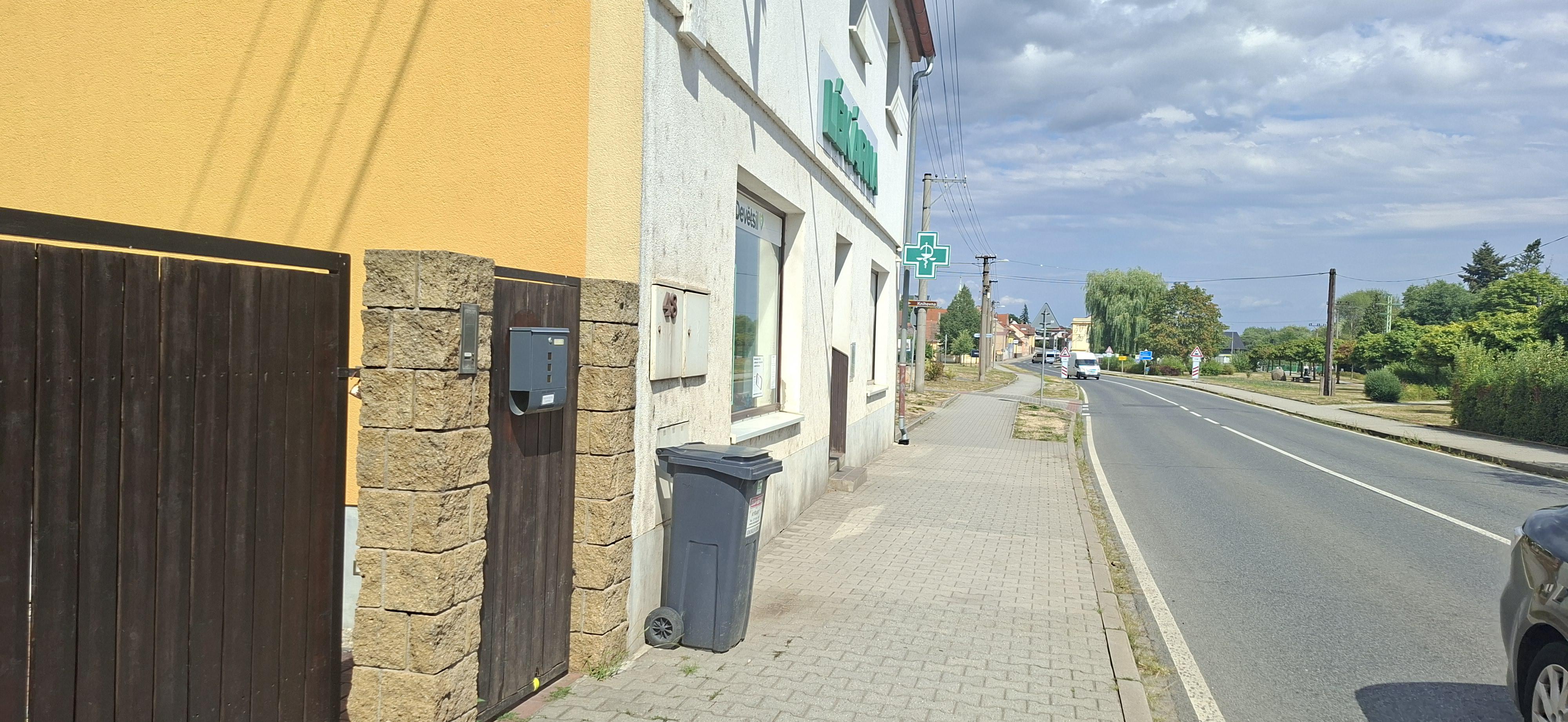 Lékárna Devětsil foto 2