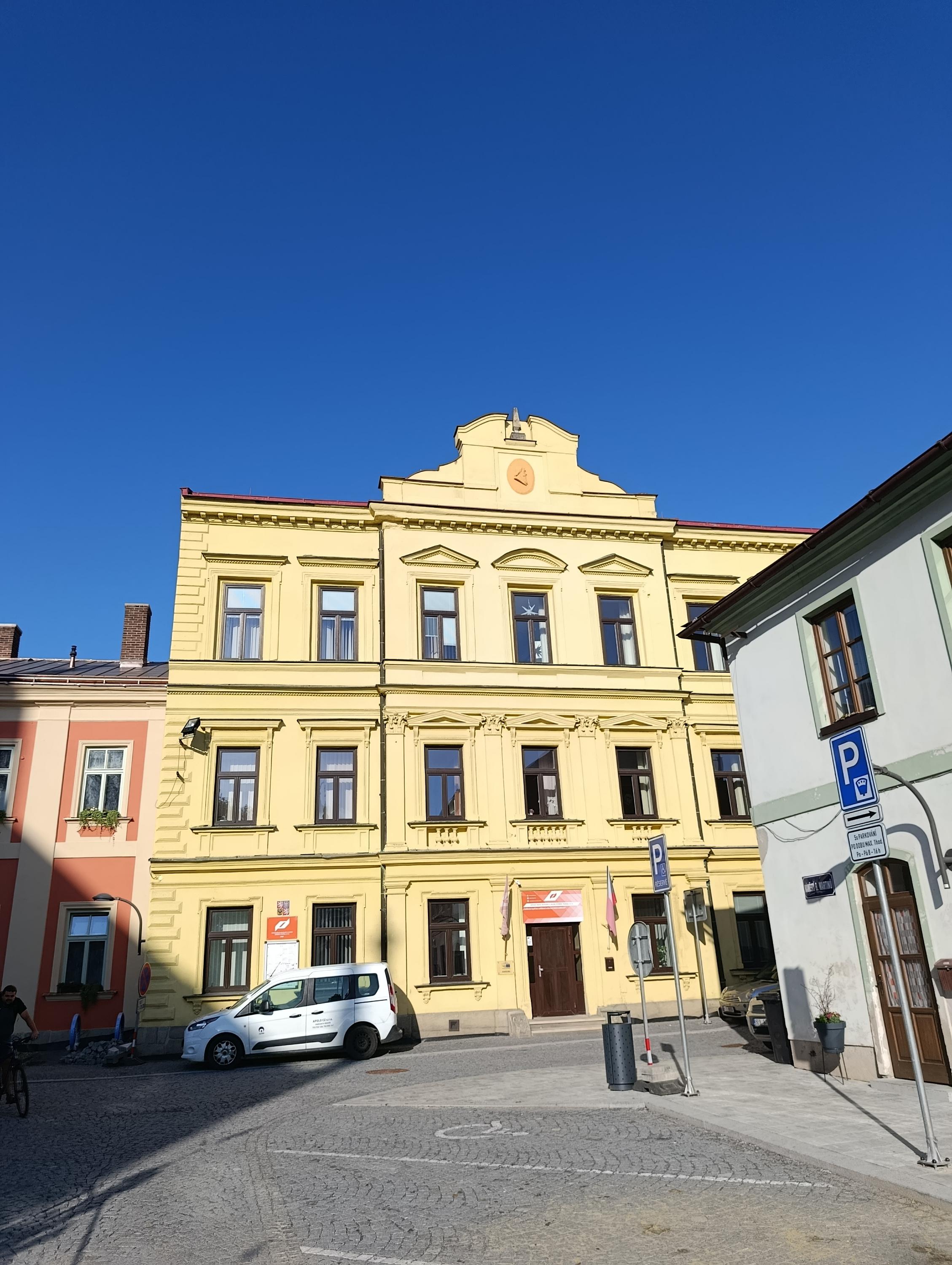 Střední škola obchodní a služeb SČMSD, Polička, s.r.o. foto 2