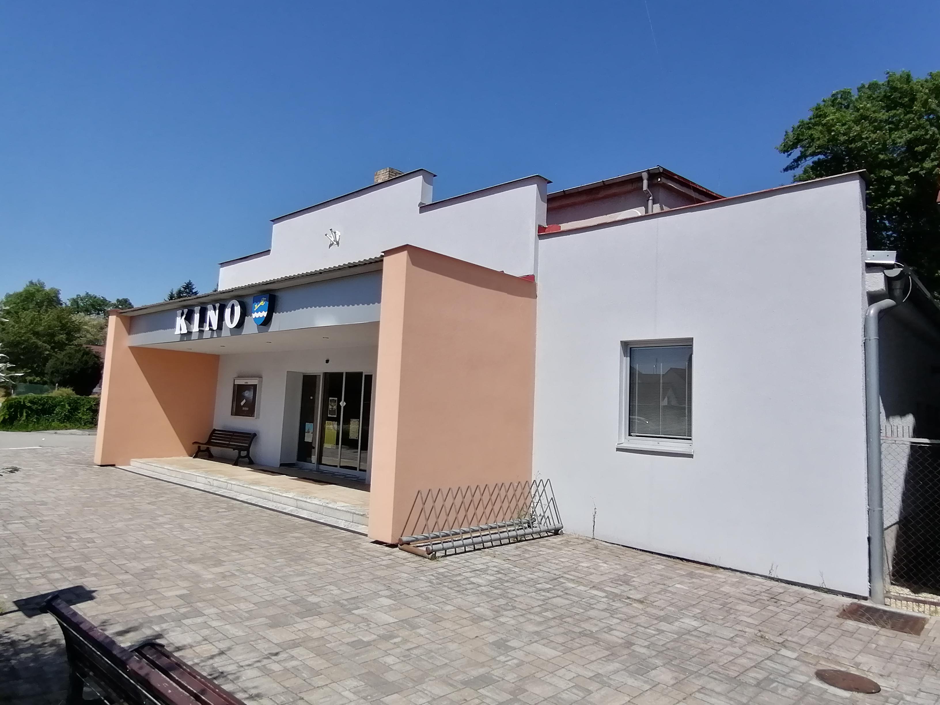 Kulturní centrum - kino Suchdol nad Lužnicí foto 4