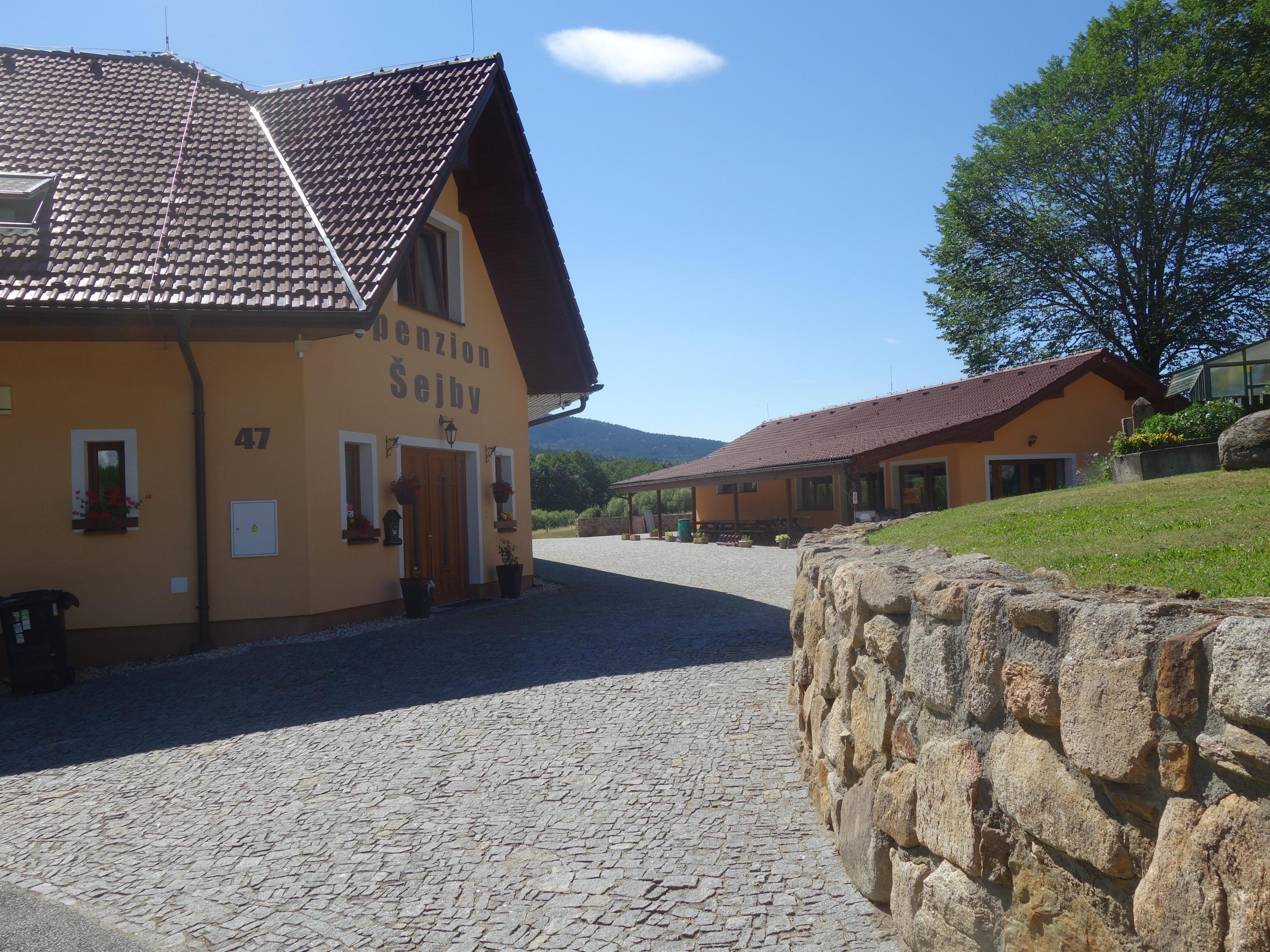 Restaurace Penzion Šejby foto 3