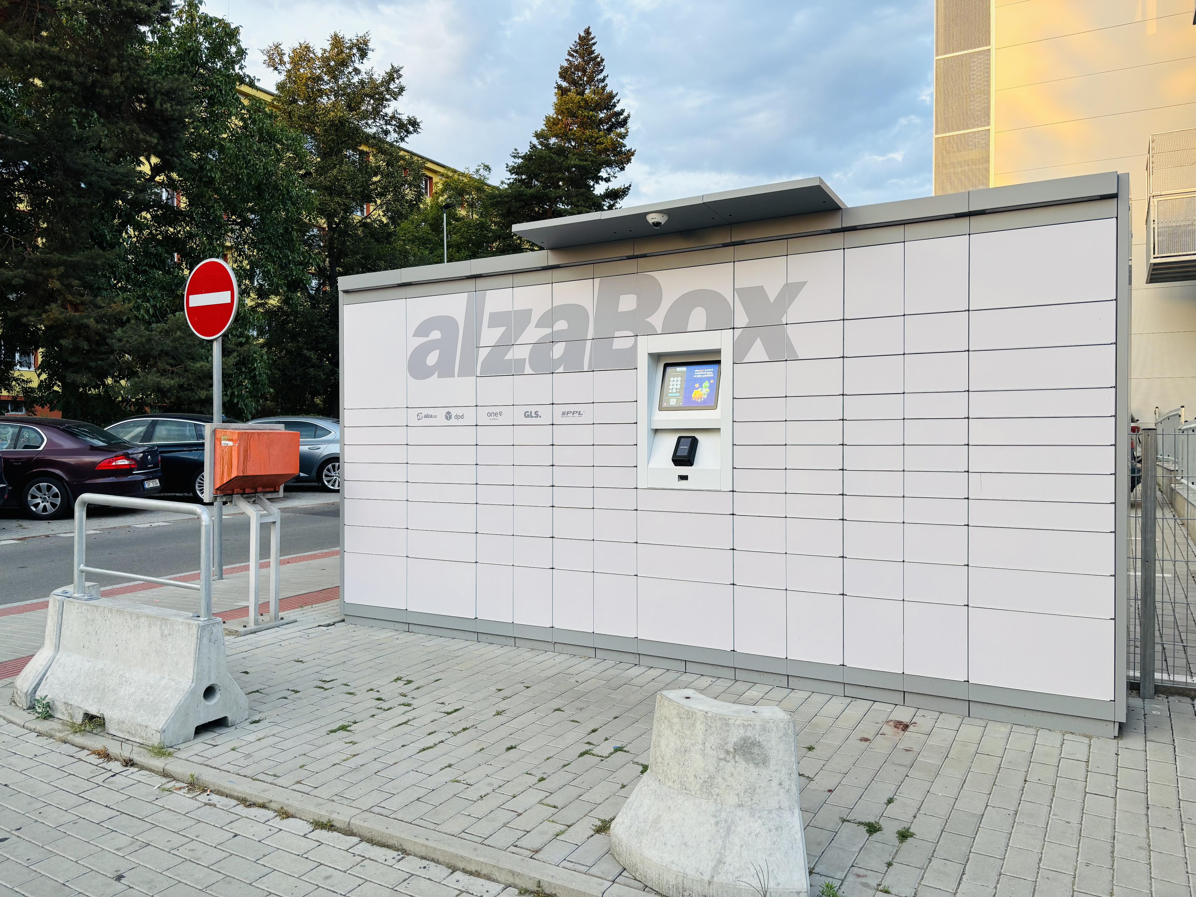 AlzaBox foto 5