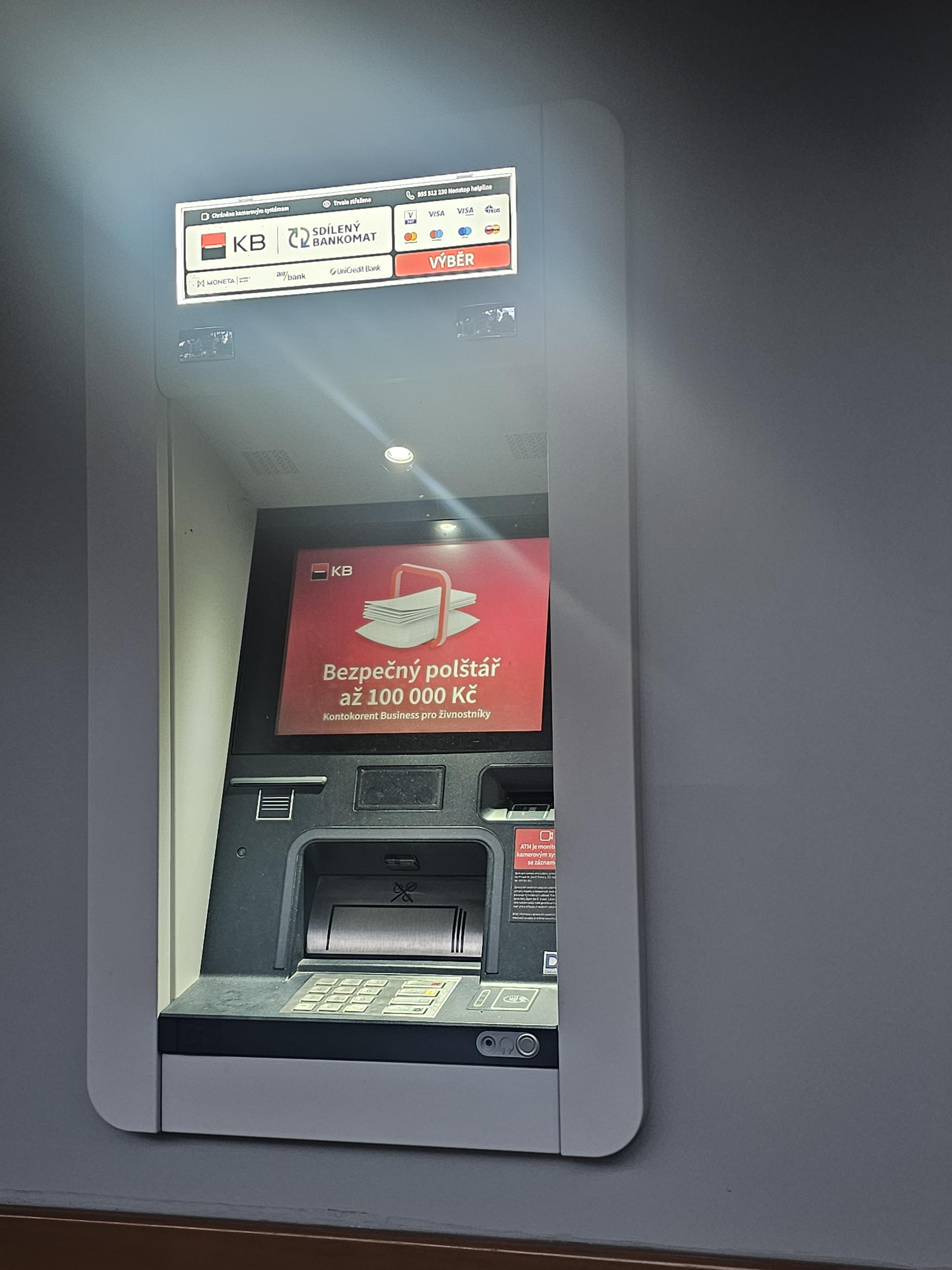 Bankomat Komerční banky foto 1