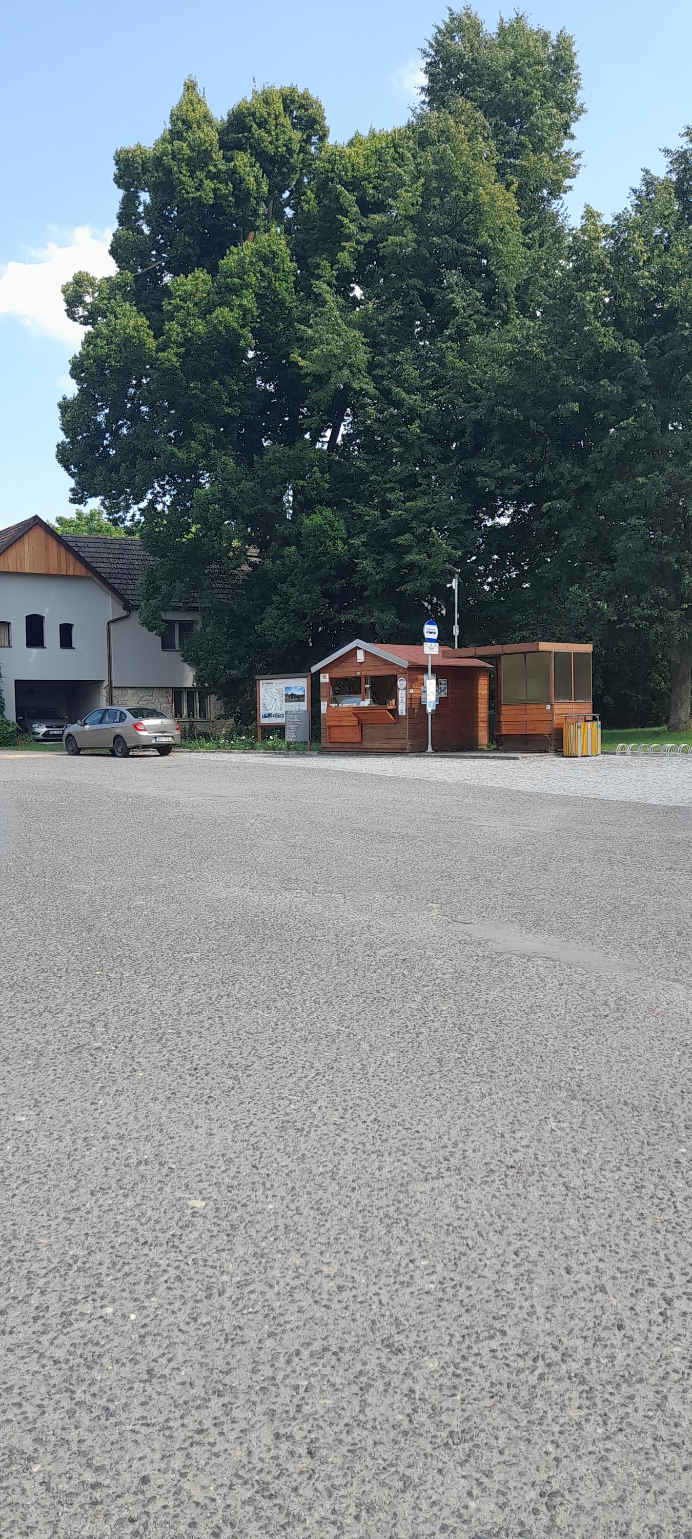 Kiosek Pod lípou - Mikroíčko foto 3