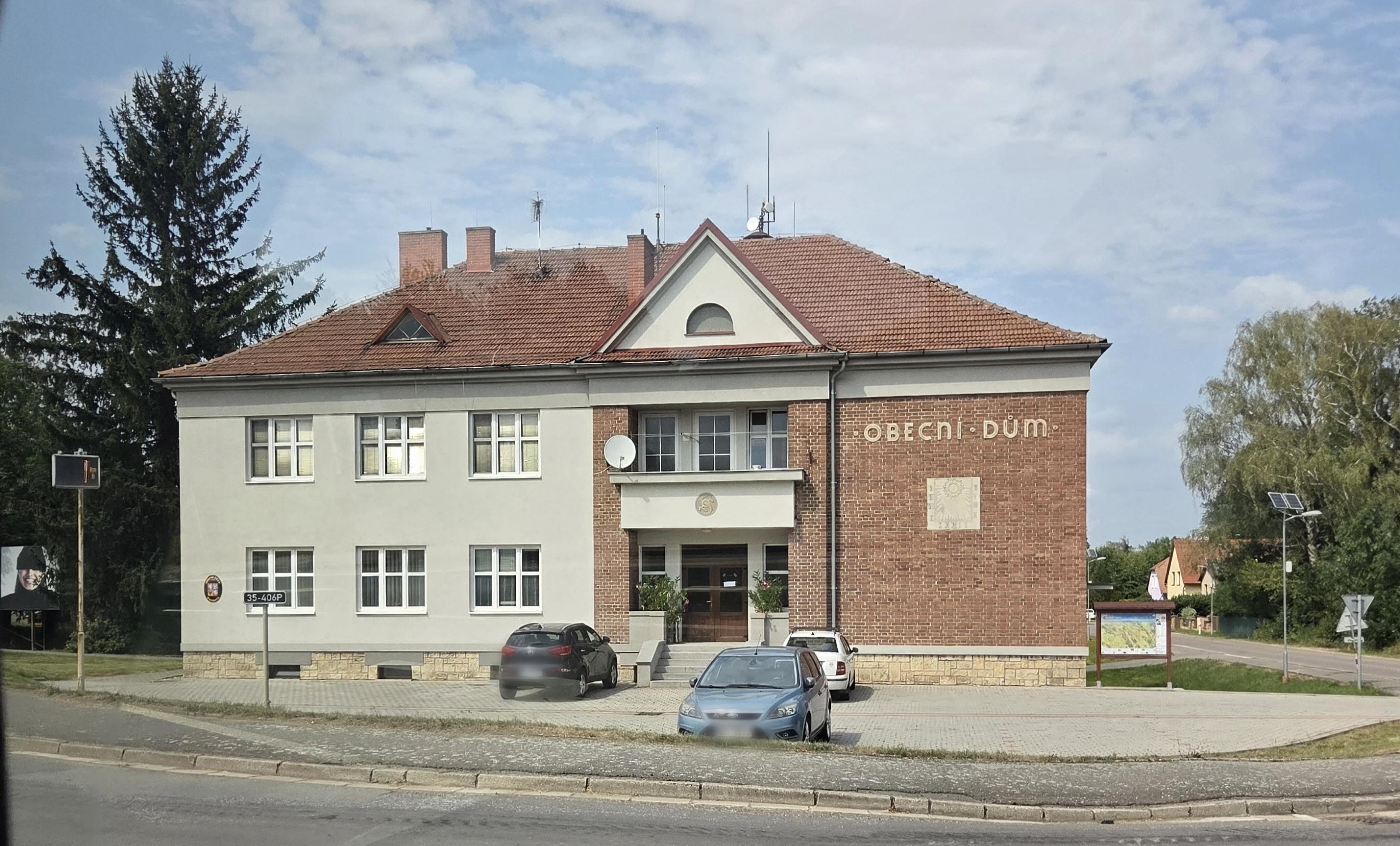 Hrušová - obecní úřad
