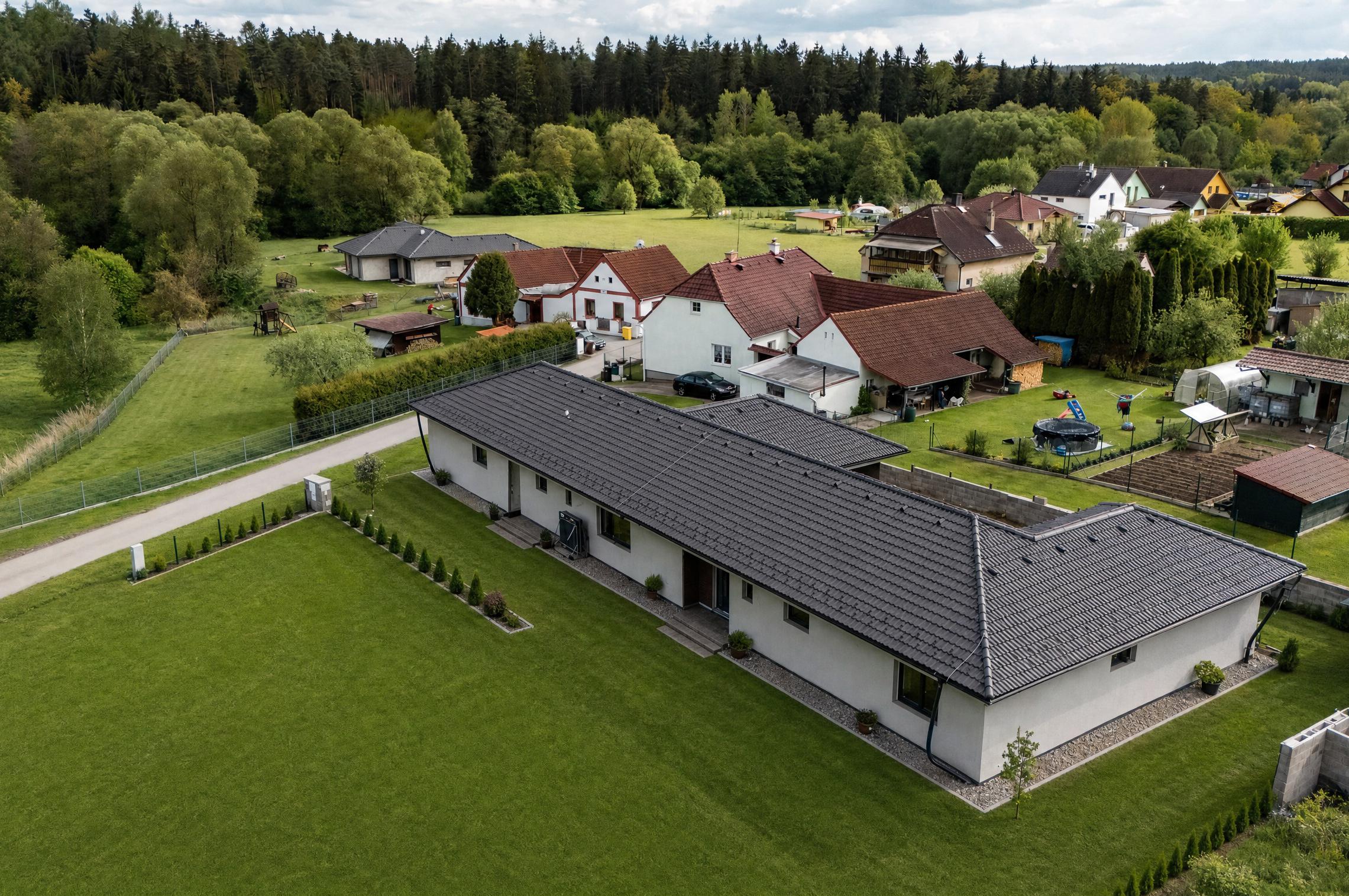 Prodej domu 240m2, pozemek 1615m2, Nová Ves u ČB
