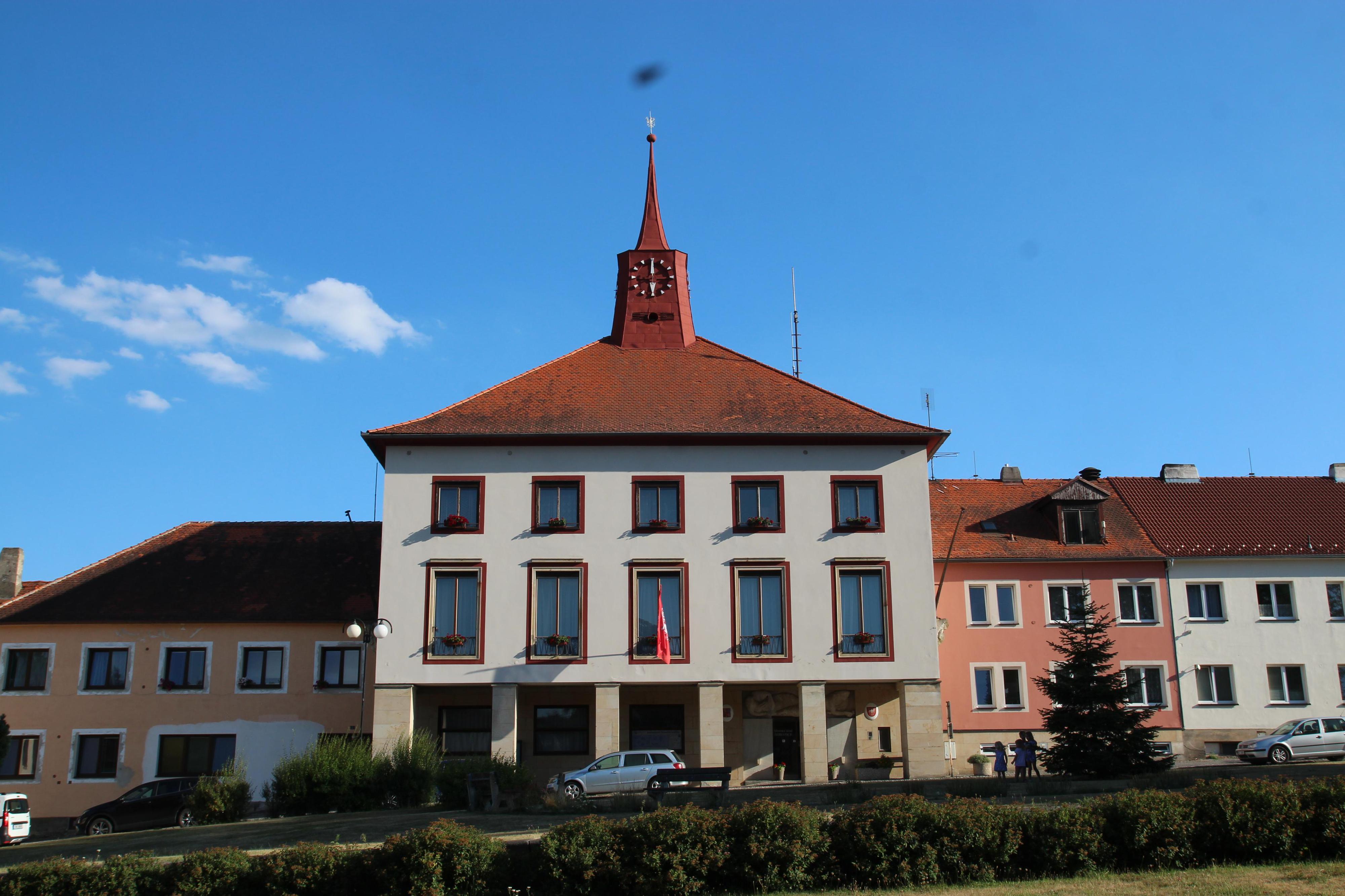 Mirotice - městský úřad foto 6