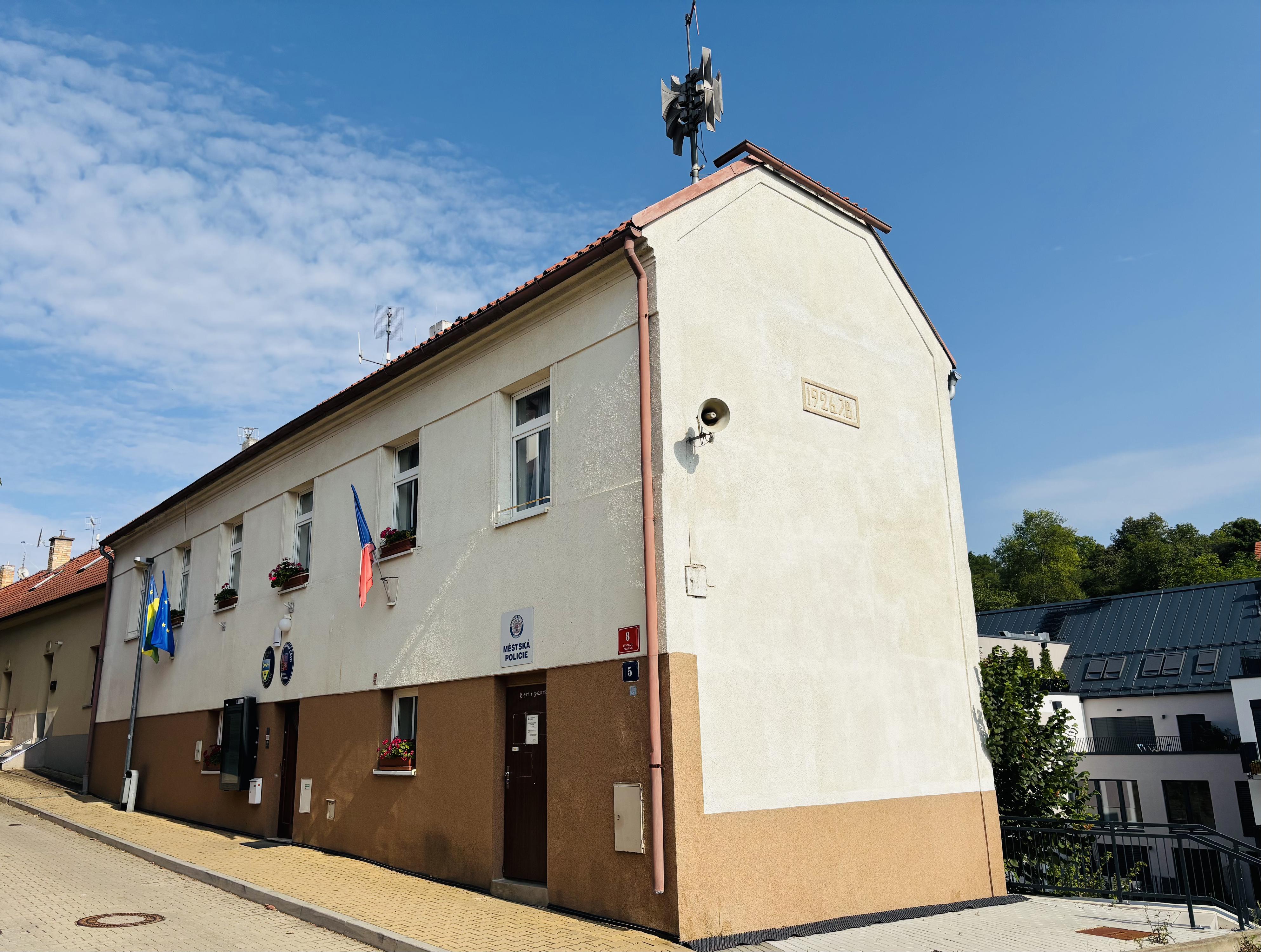 Úřad městské části Praha-Lysolaje foto 2