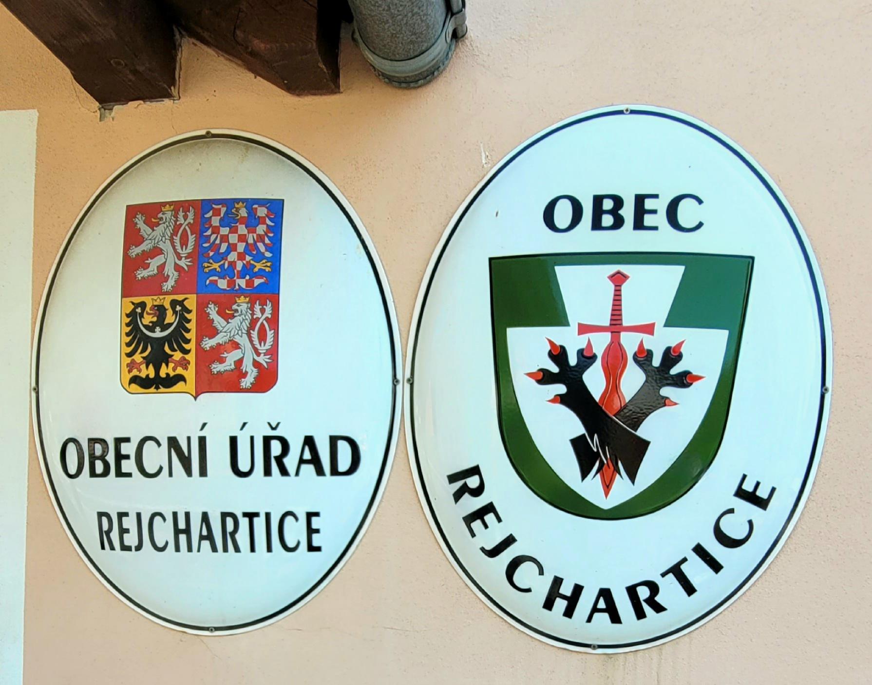 Rejchartice - obecní úřad foto 2