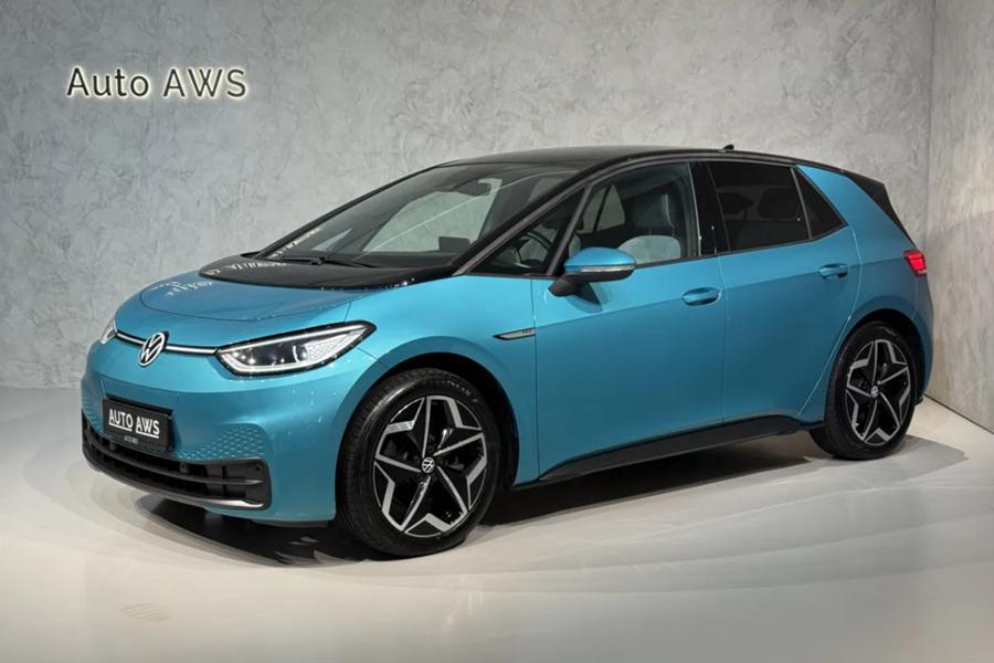 LÉTO POKRAČUJE...Volkswagen ID.3 | ELEKTRO