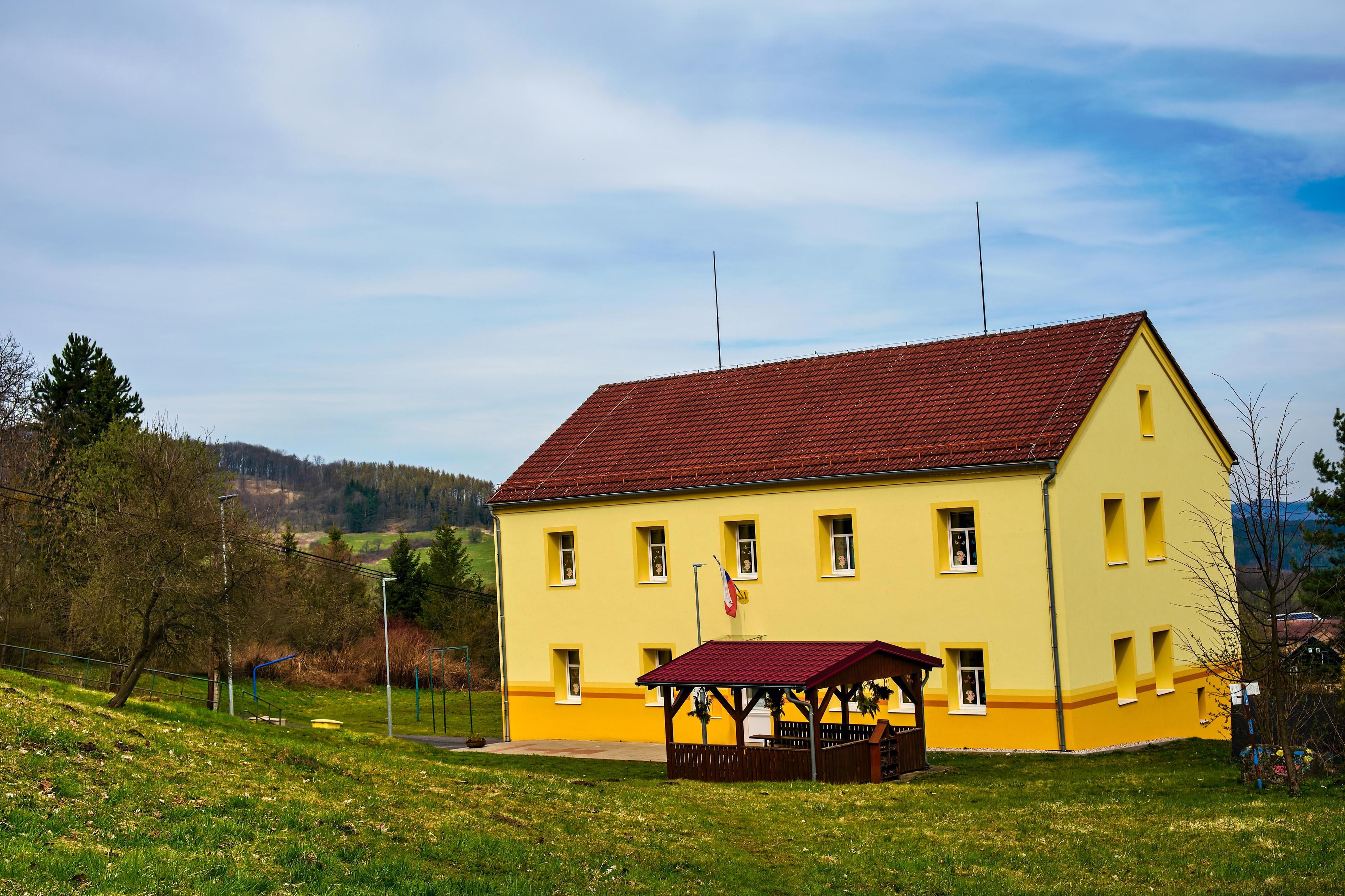 ZŠ a MŠ Huntířov foto 2