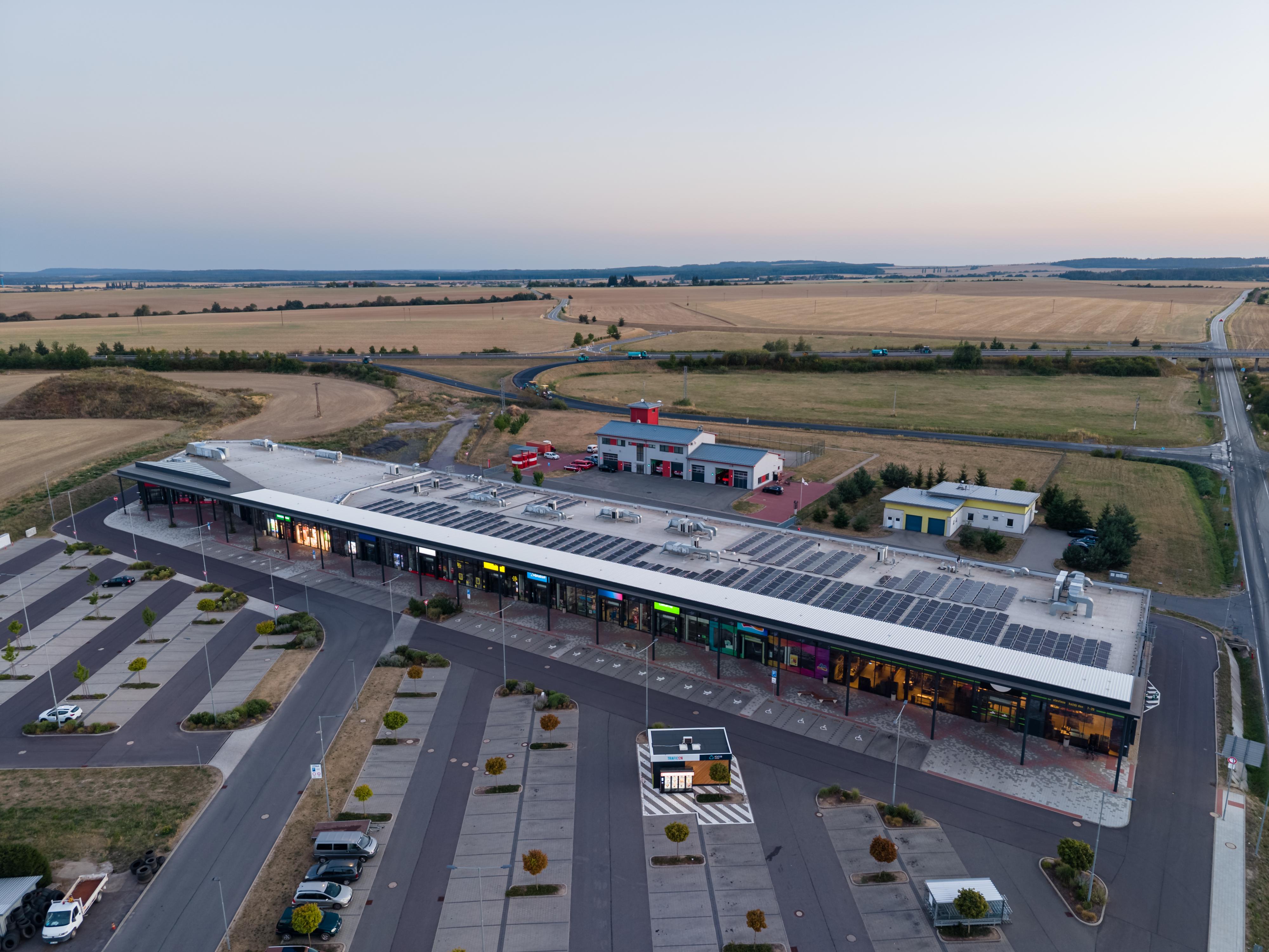 AVENTIN Shopping Moravské Budějovice foto 3