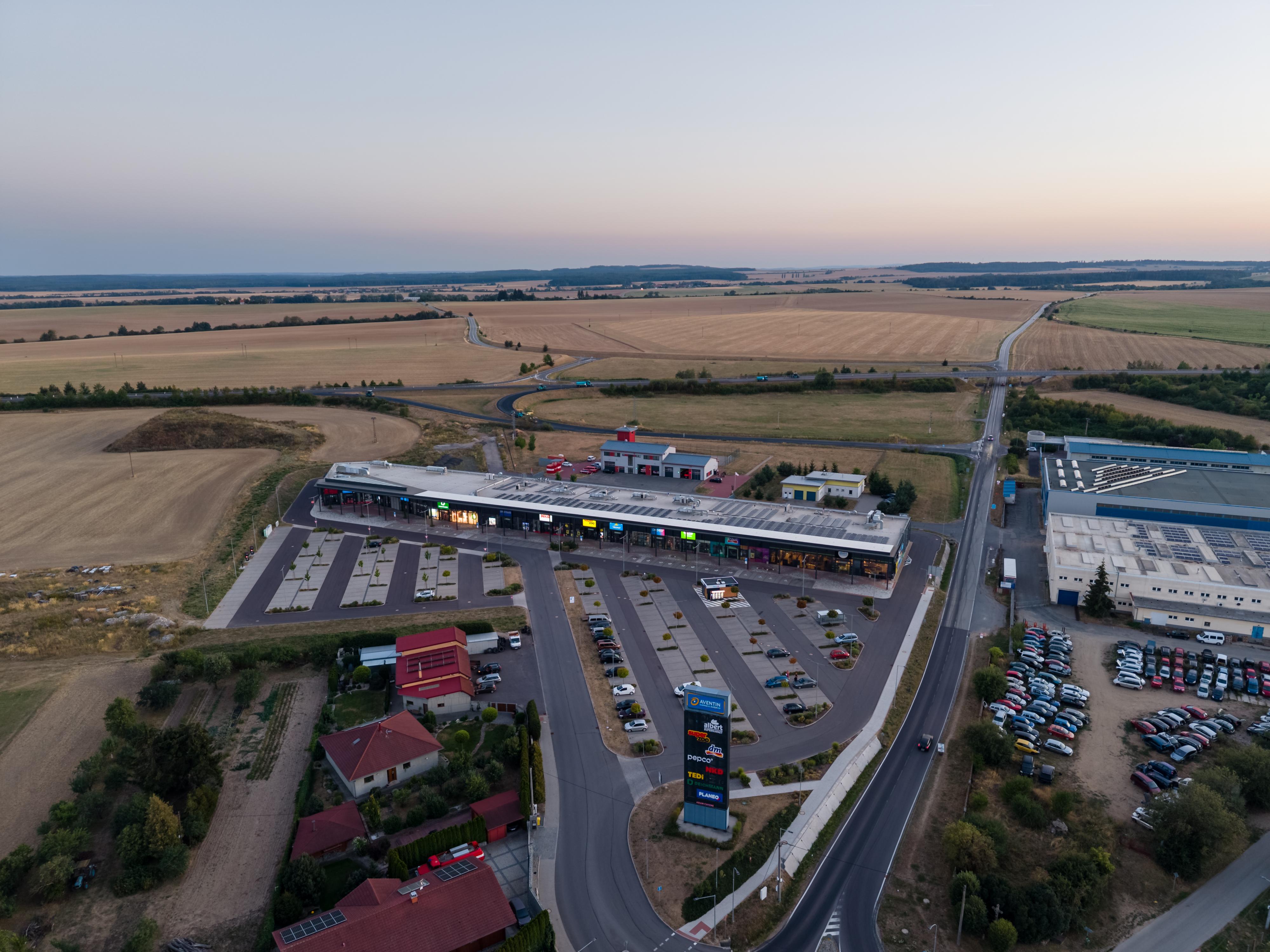 AVENTIN Shopping Moravské Budějovice foto 2