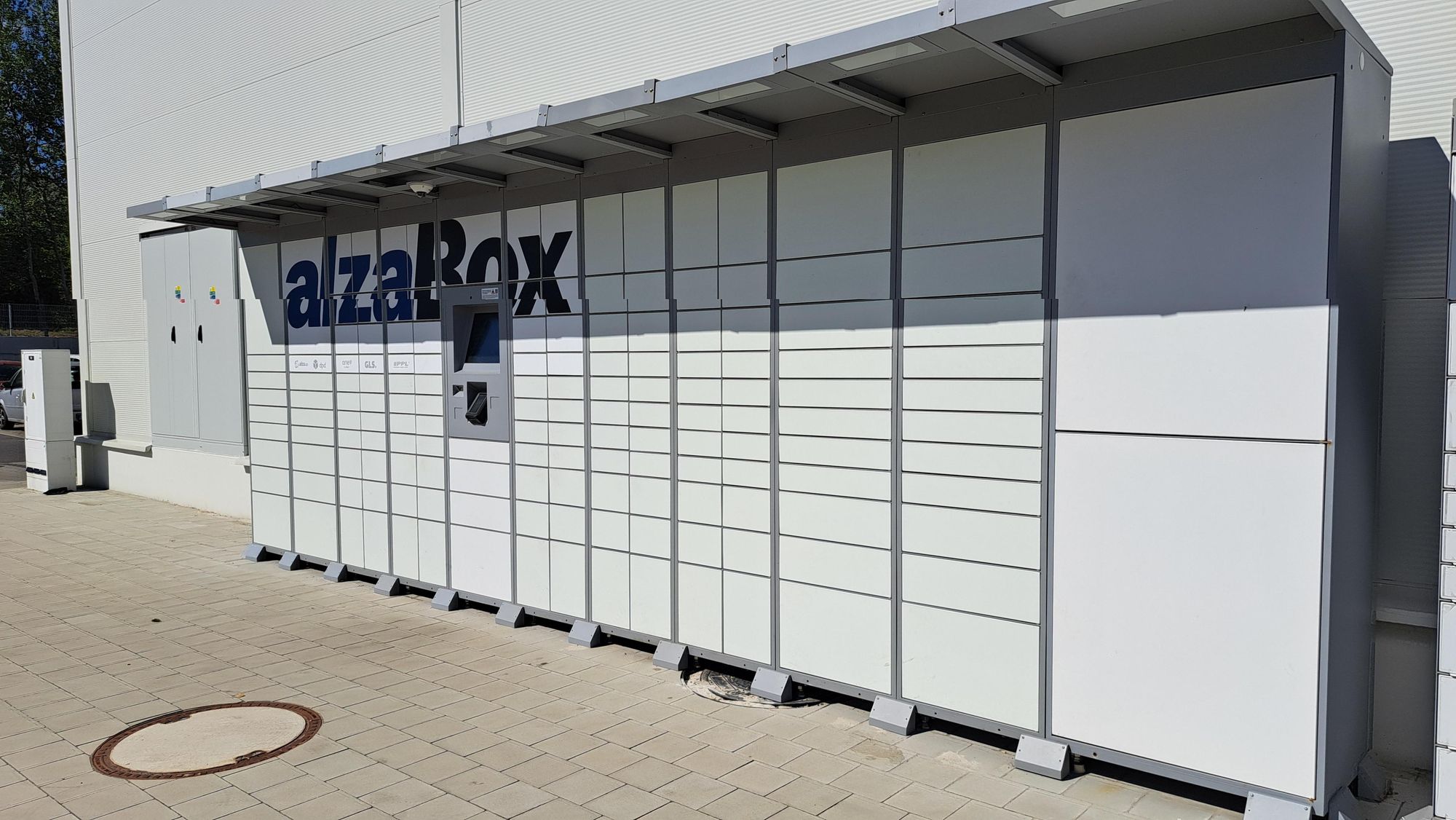 AlzaBox