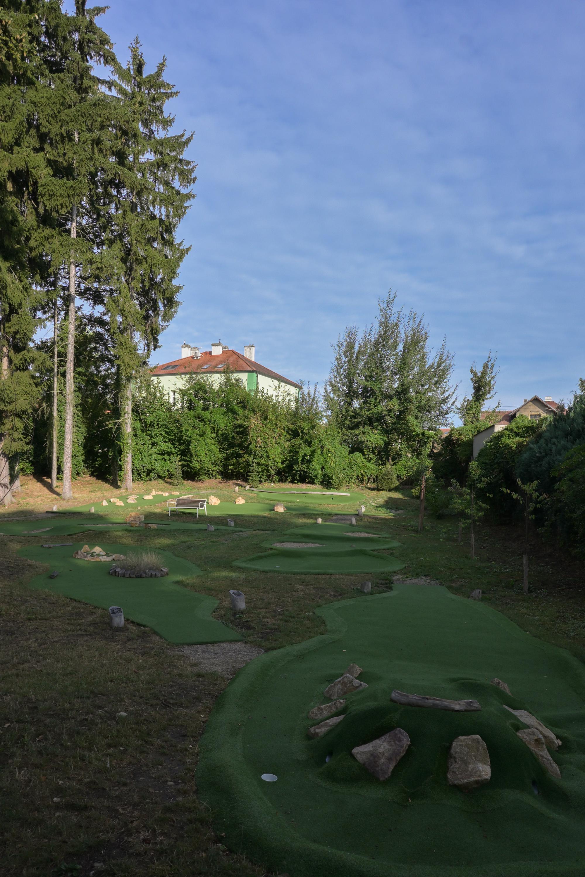 Adventure golf Kumpánova zahrada foto 6