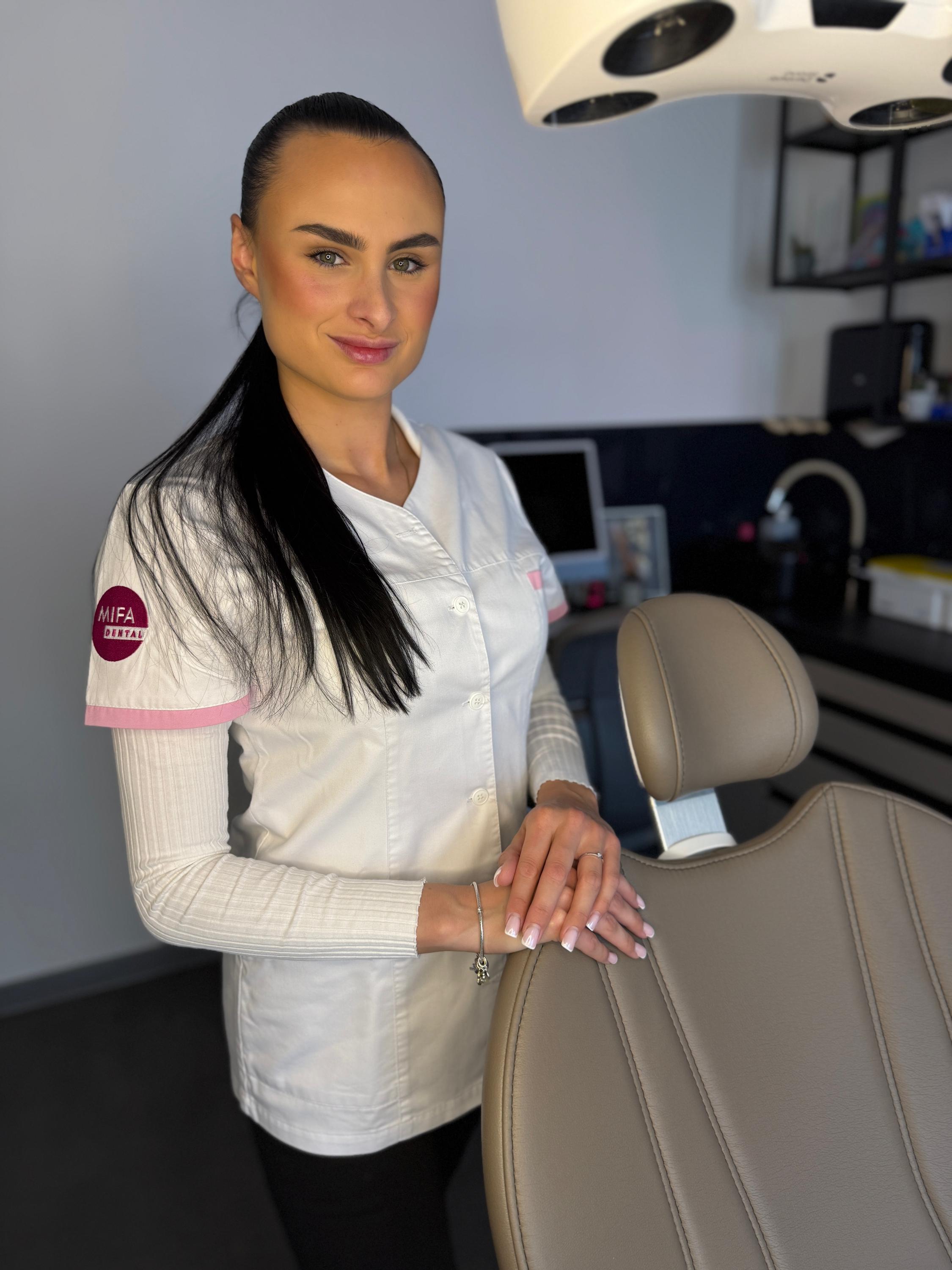 MIFA Dental s.r.o. - dentální hygiena foto 6
