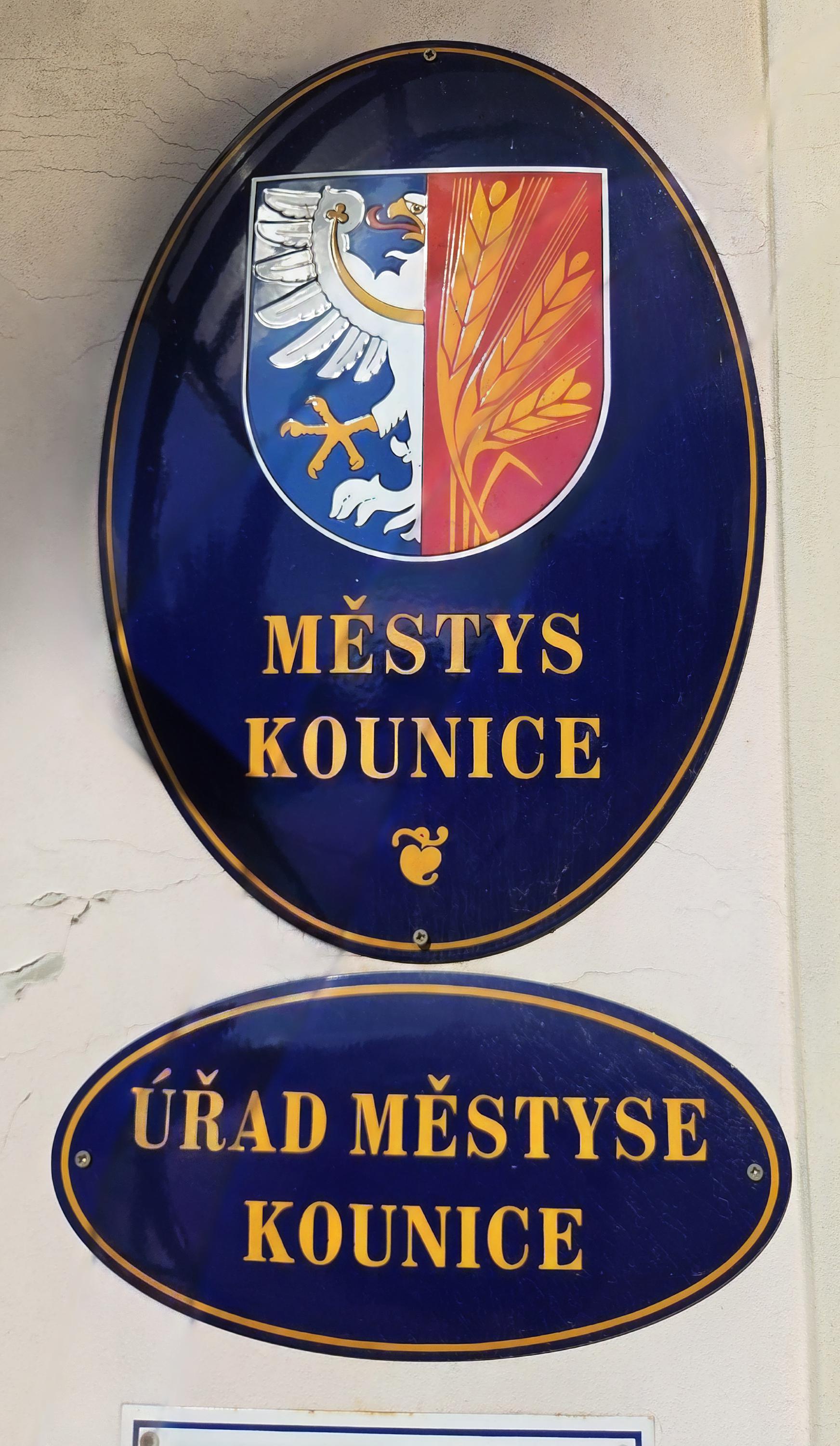 Kounice - úřad městyse foto 3