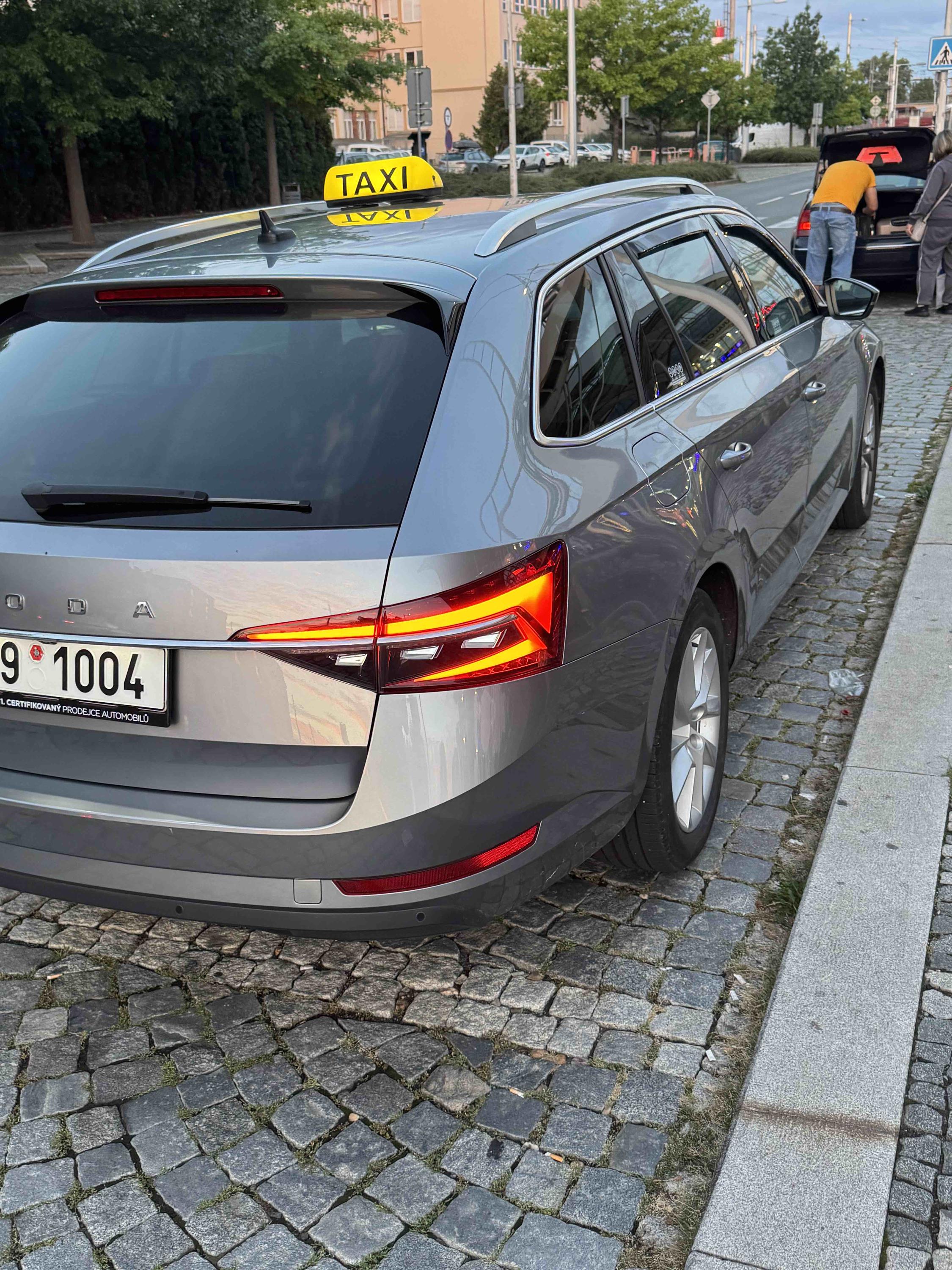 Taxi Volodymyr Ihnatiev foto 2