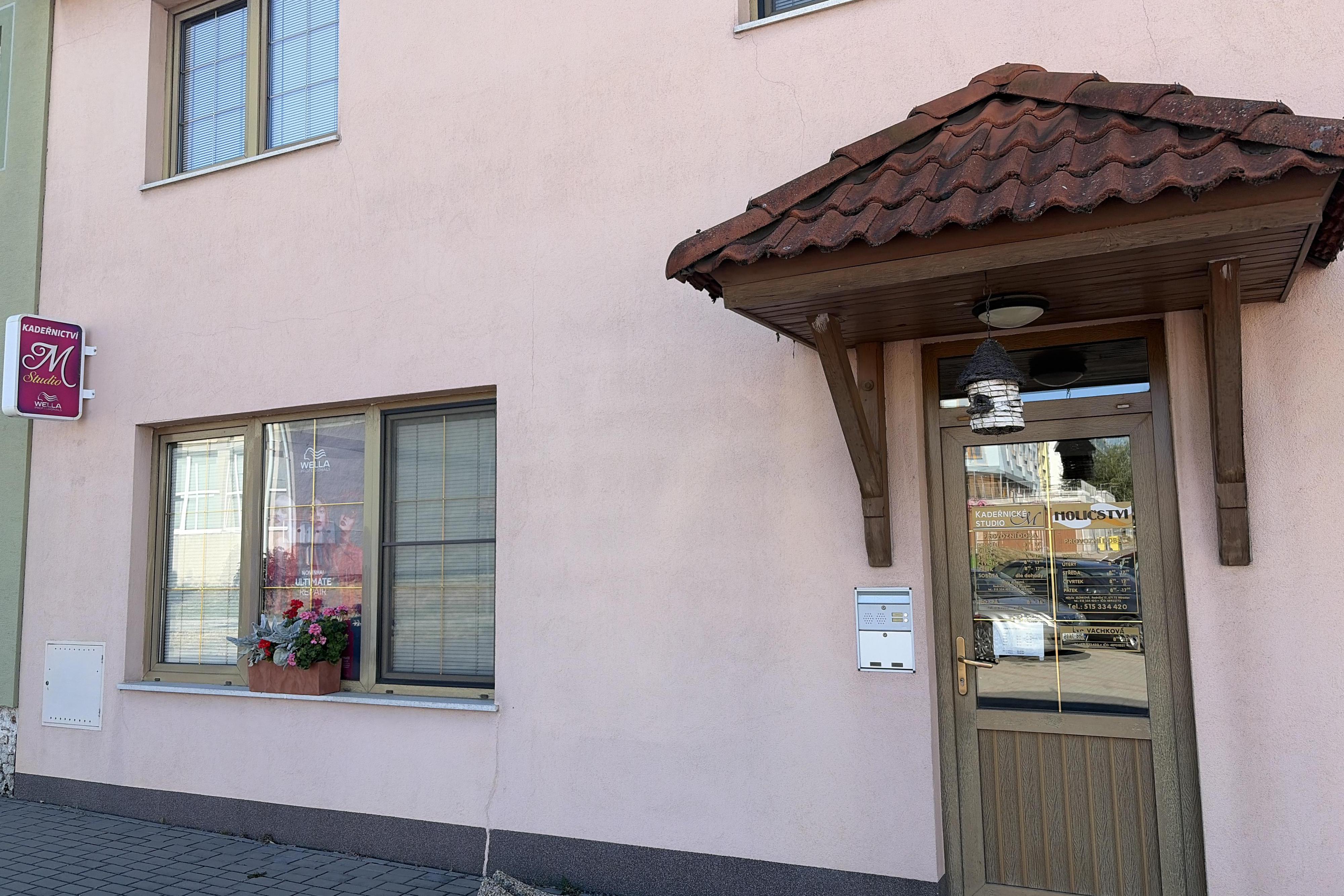 Kadeřnické studio M - Holičství