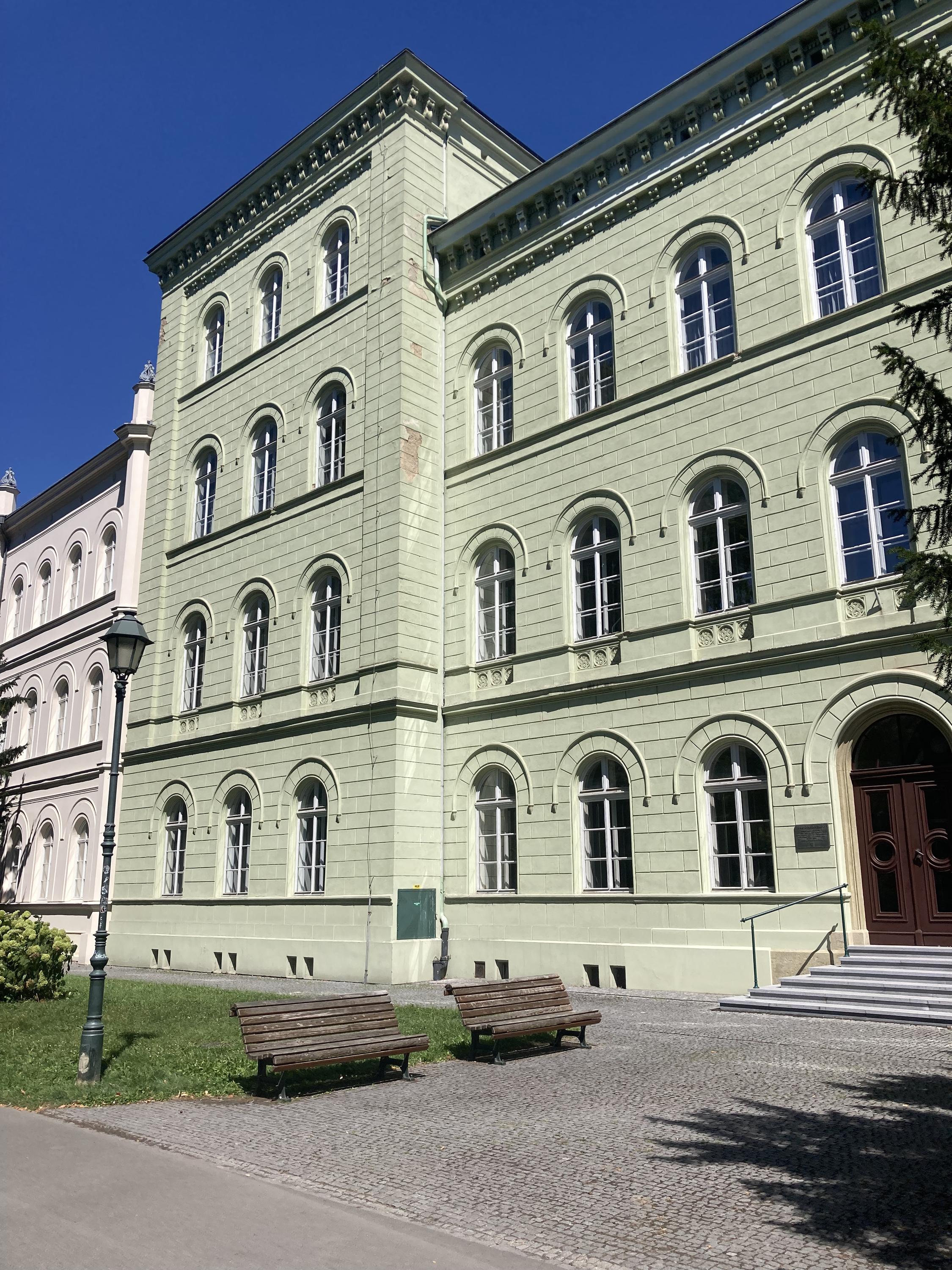 Střední zdravotnická škola Opava foto 4