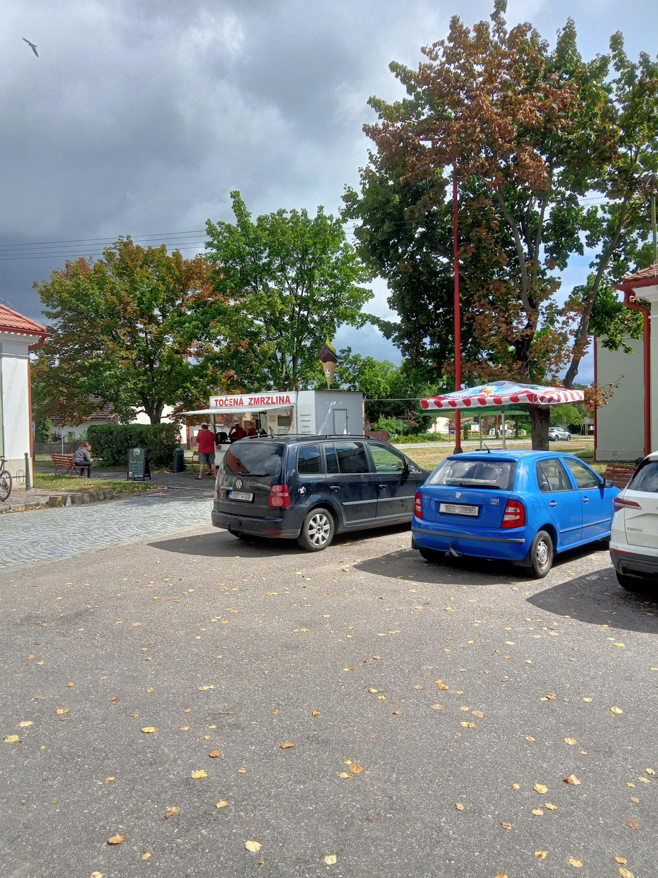 Občerstvení Kladruby nad Labem foto 1