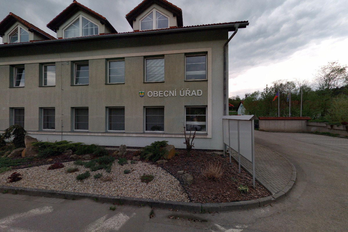 Krhová - obecní úřad foto 2