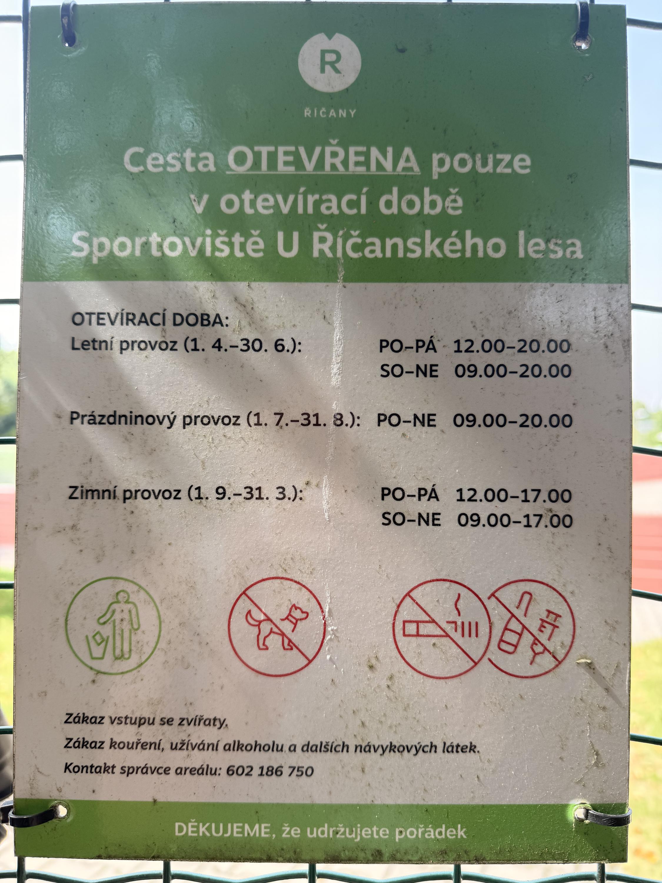 Sportoviště U Říčanského lesa foto 1