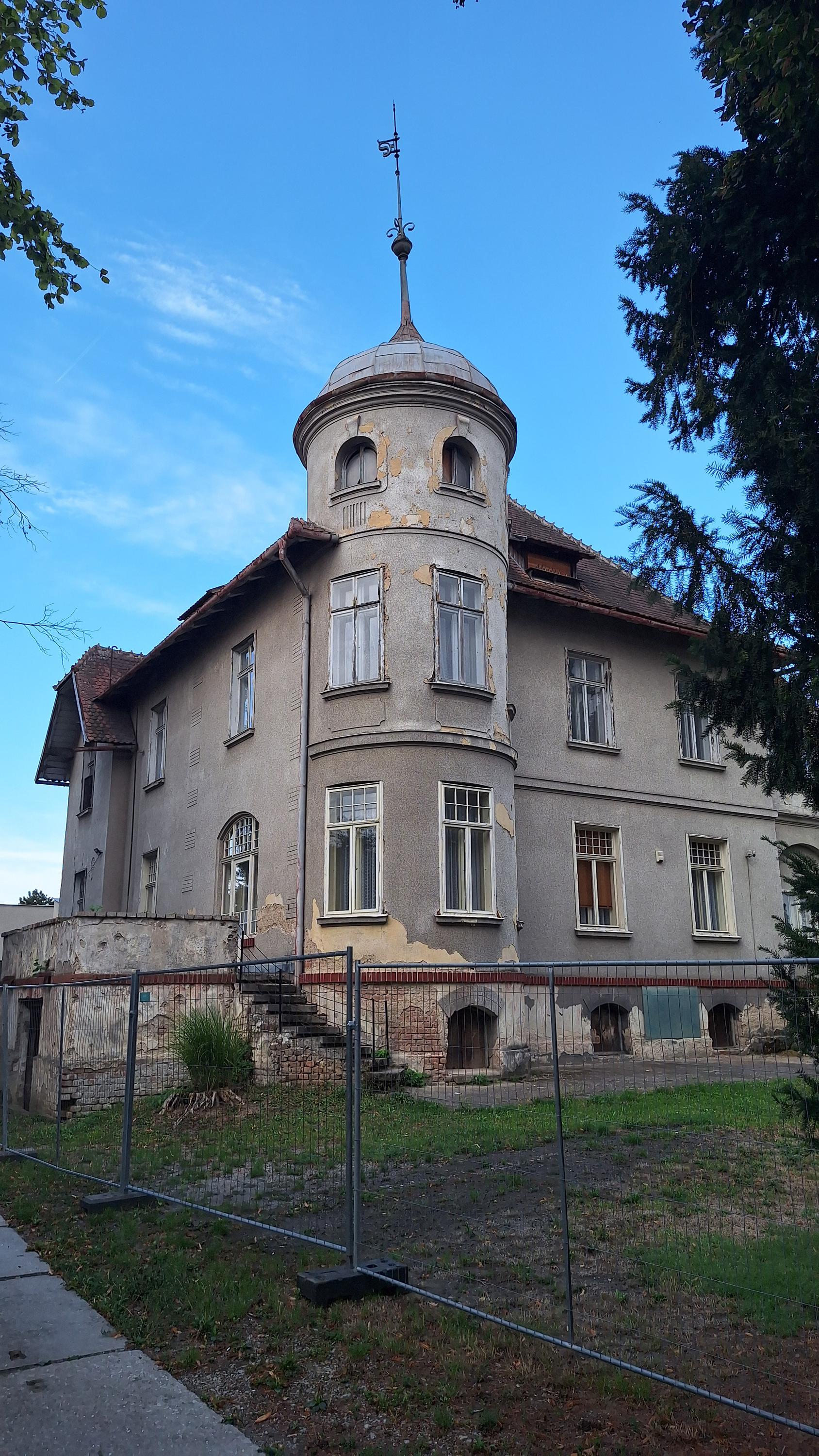 Místní knihovna Lednice foto 3