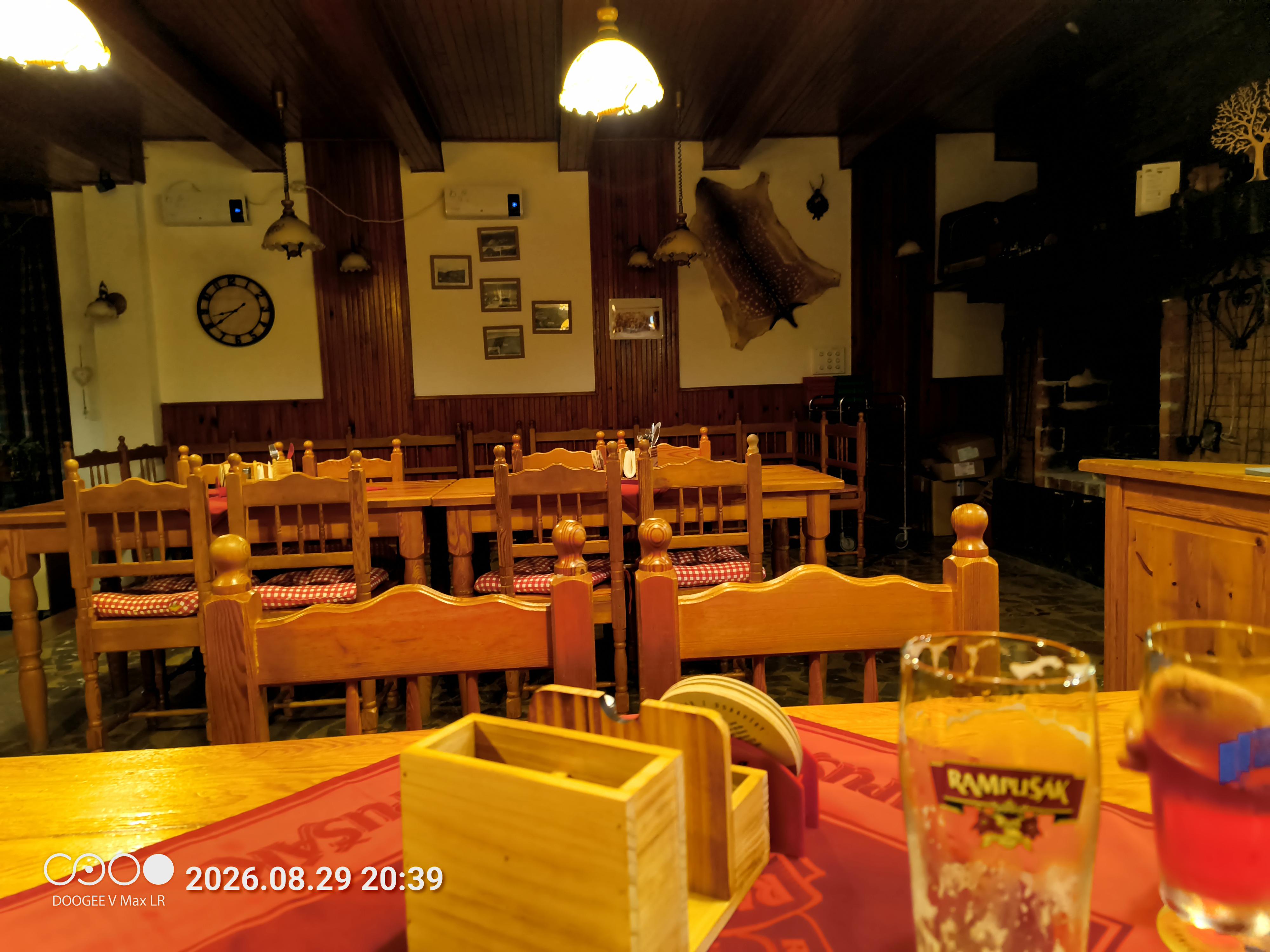 Chata Vyhlídka - restaurace foto 4