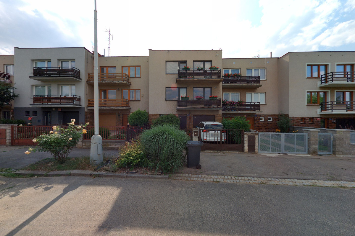 MUJKUMST architekti