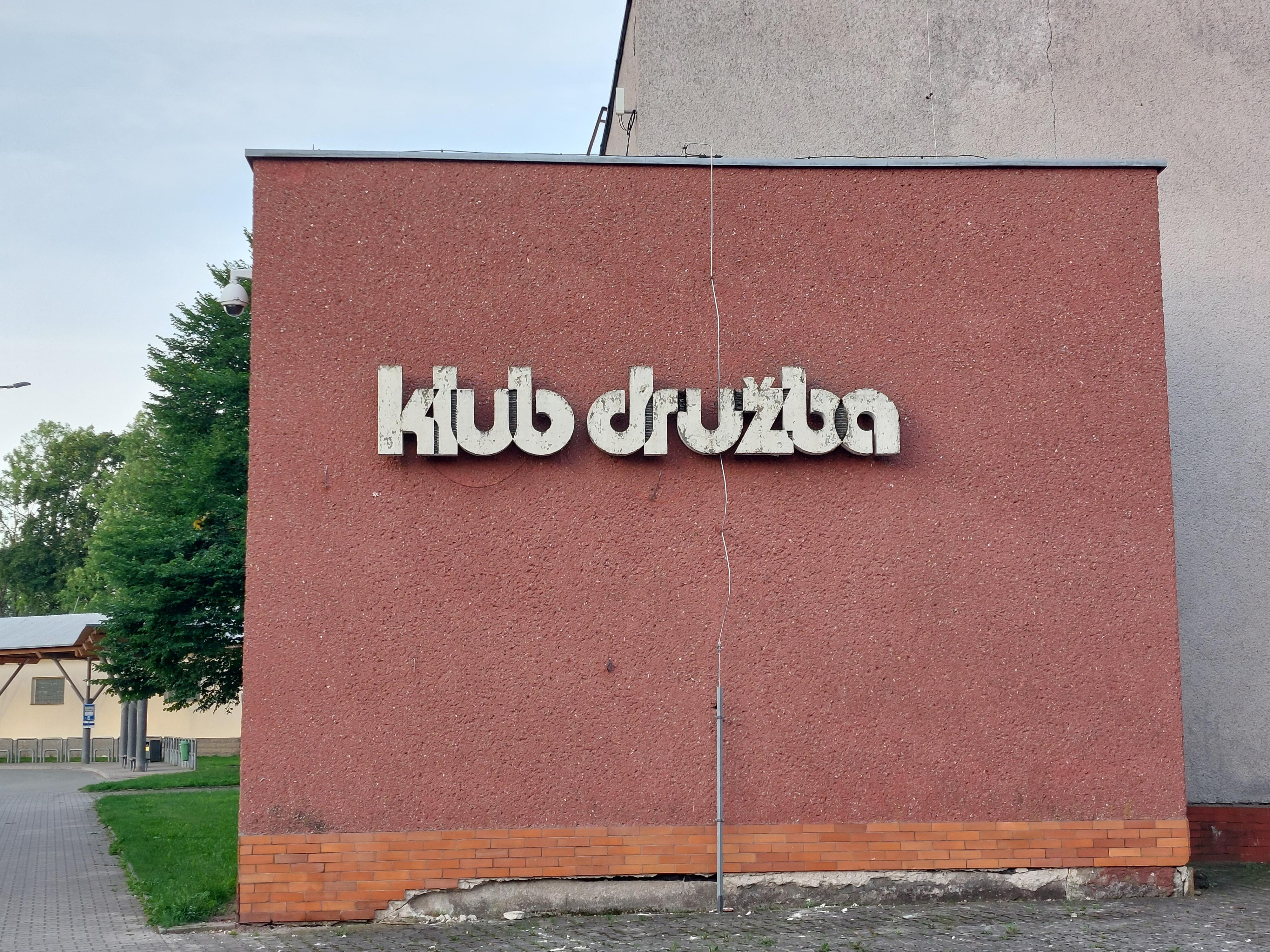 Kulturní dům Klub Družba foto 2