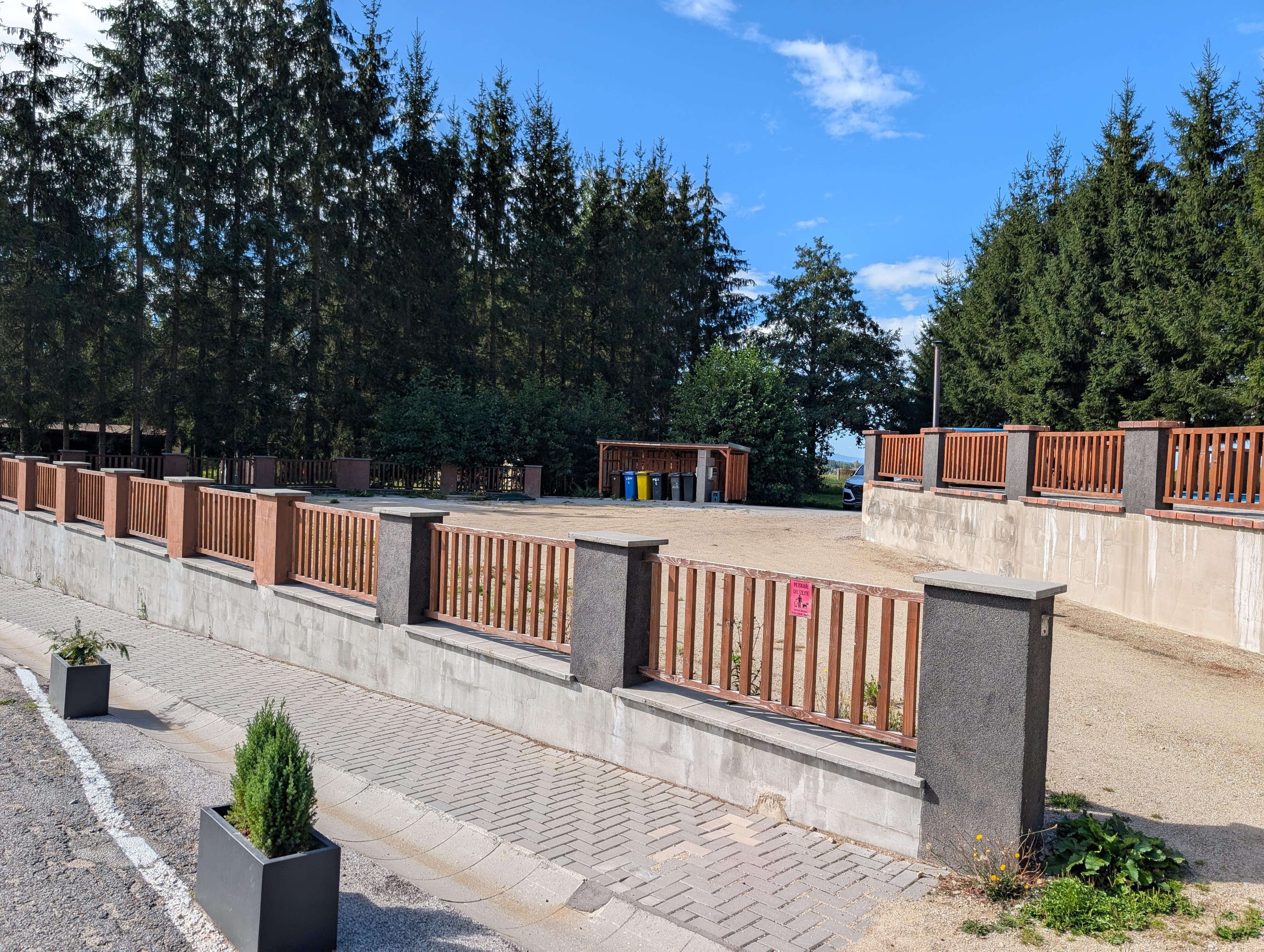 Stání pro karavany- stellplatz - MANASTAV